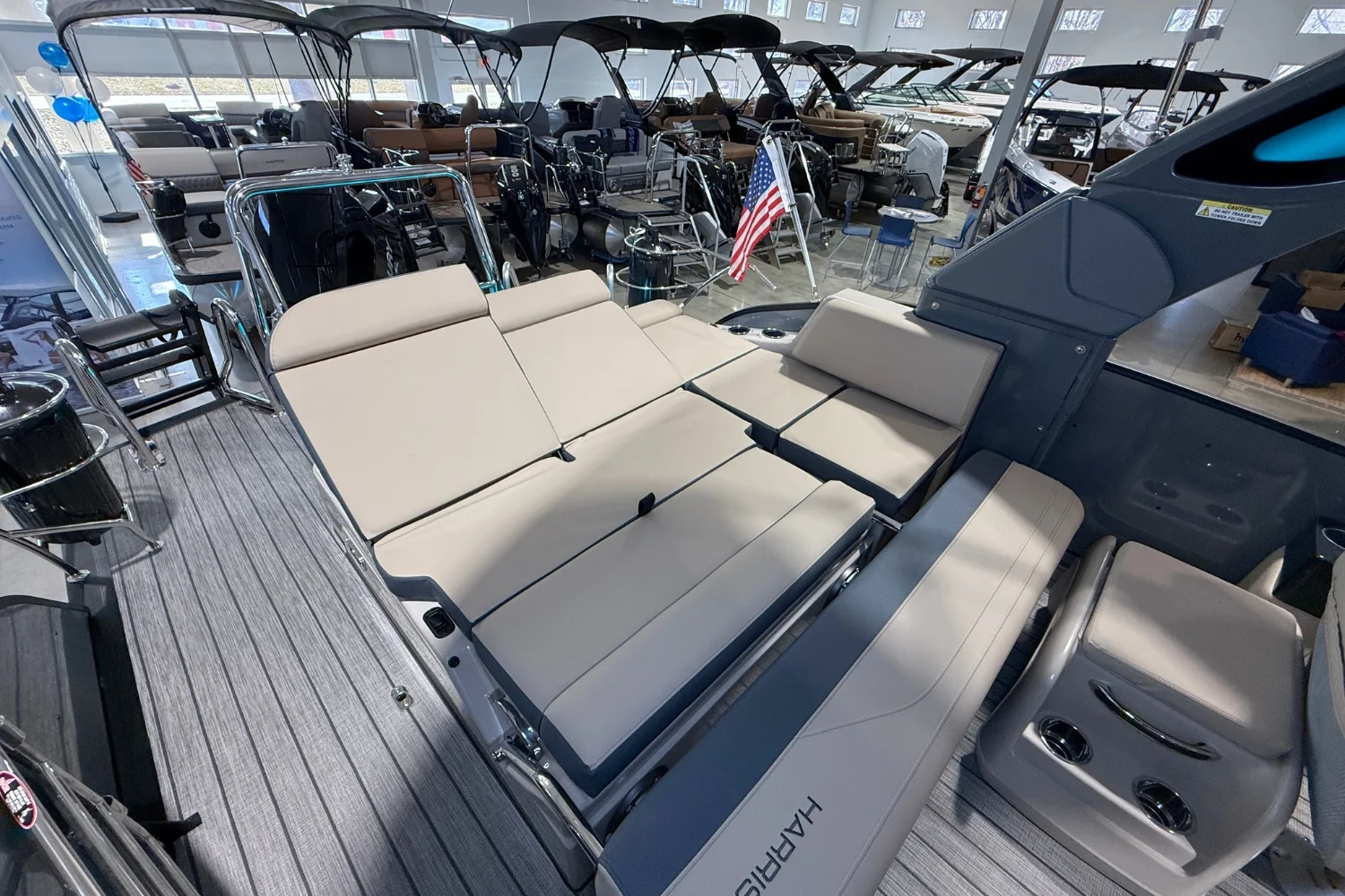 2026 Harris Grand Mariner 250 Image Thumbnail #12