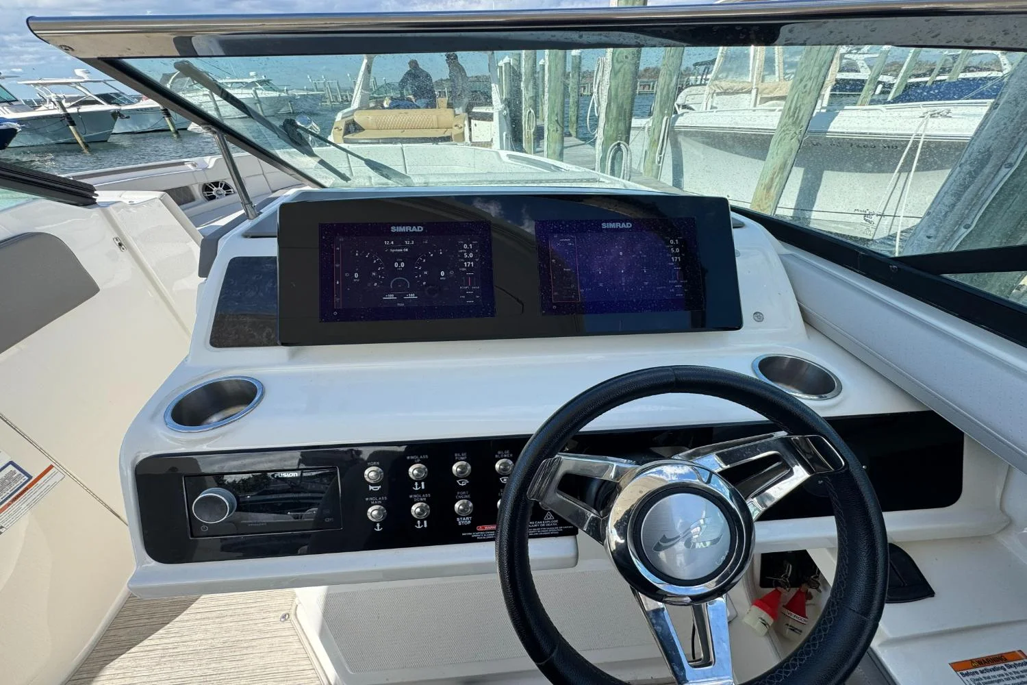 2021 Sea Ray SLX 310 Image Thumbnail #33