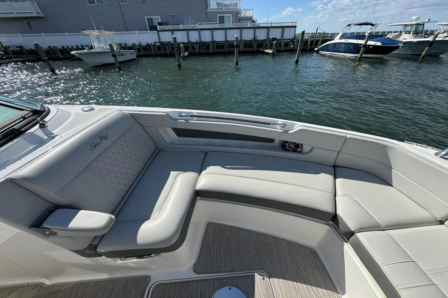 2021 Sea Ray SLX 310 Image Thumbnail #40