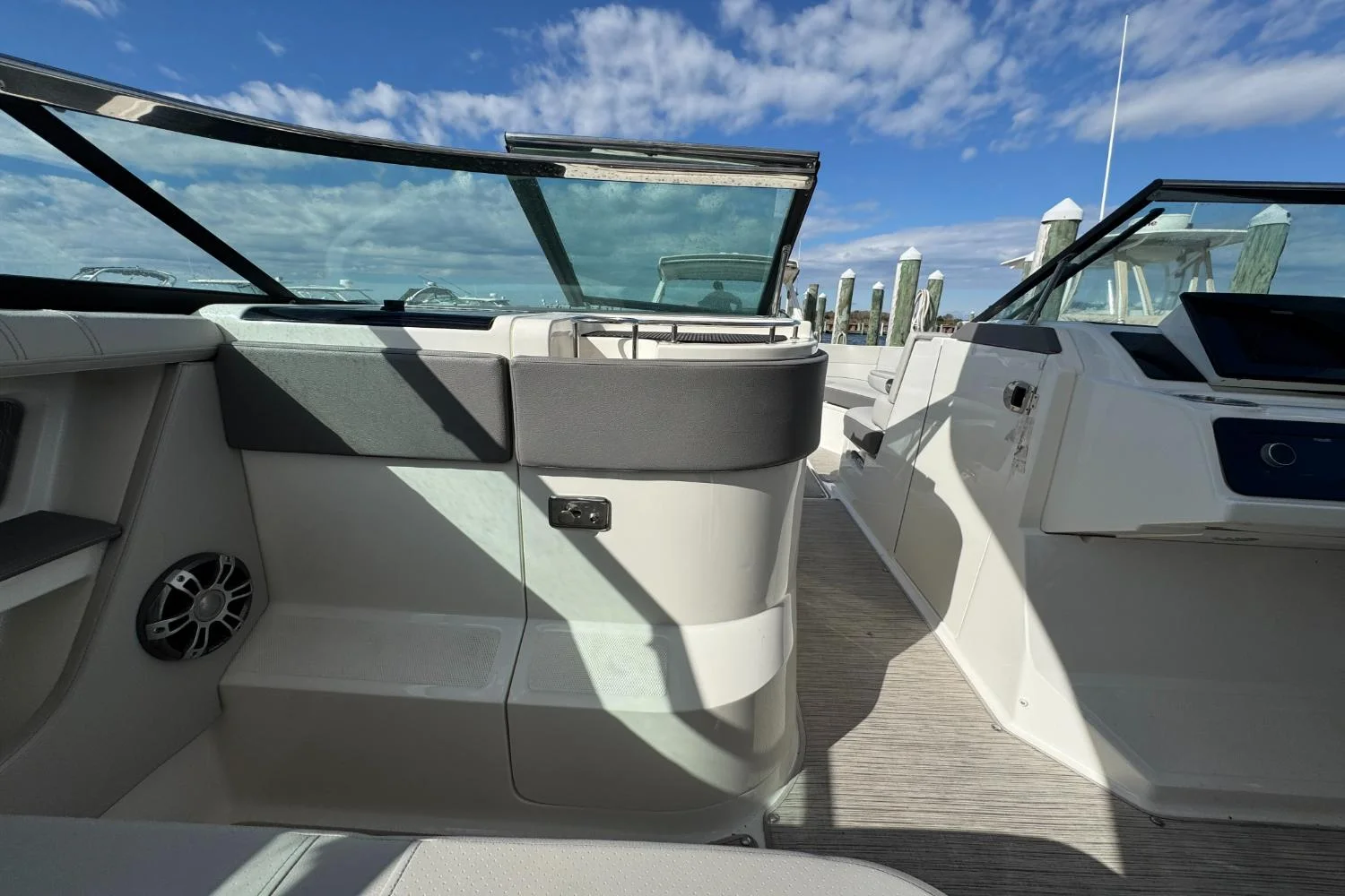 2021 Sea Ray SLX 310 Image Thumbnail #22