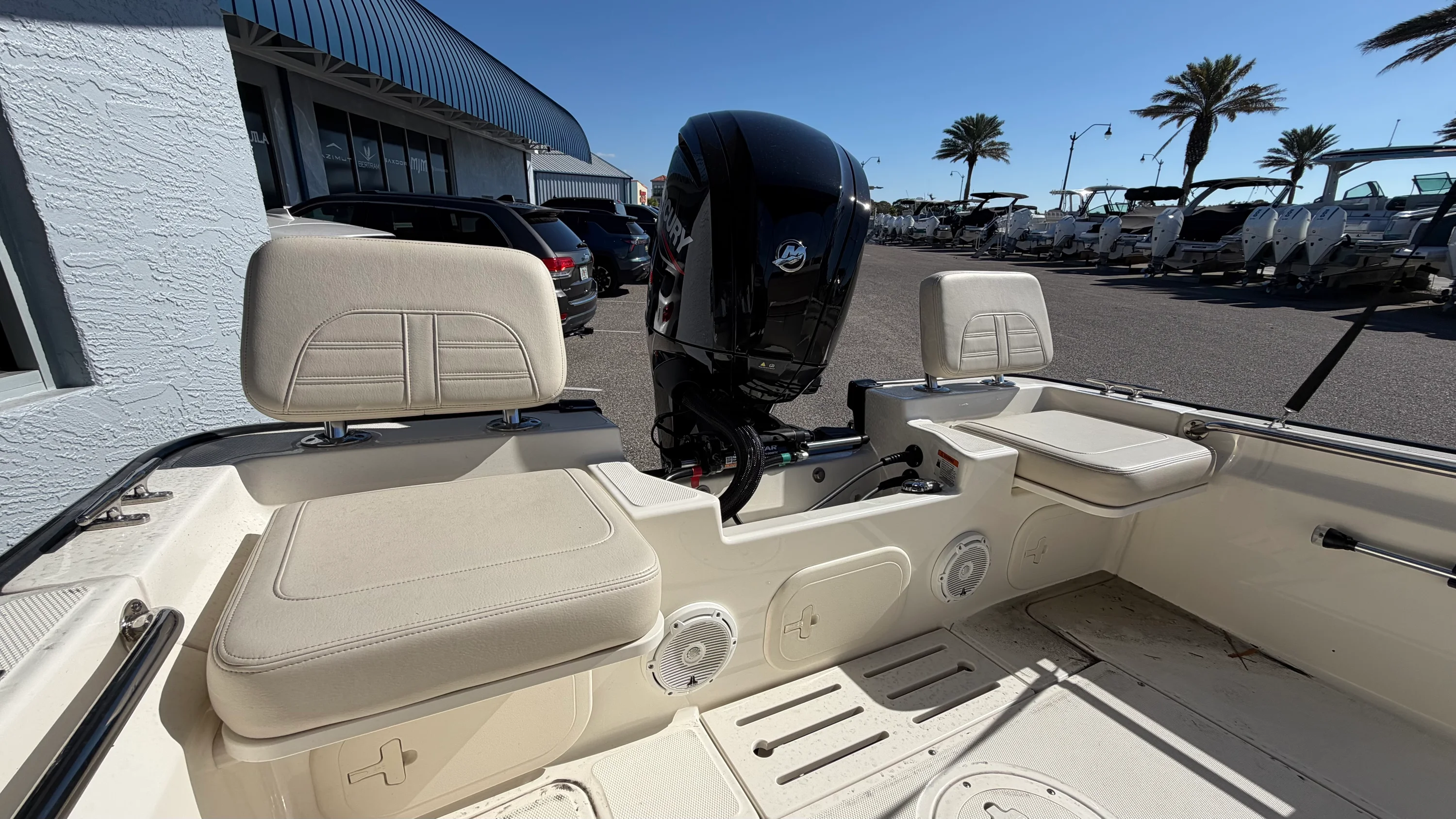 2025 Boston Whaler 170 Montauk Image Thumbnail #2