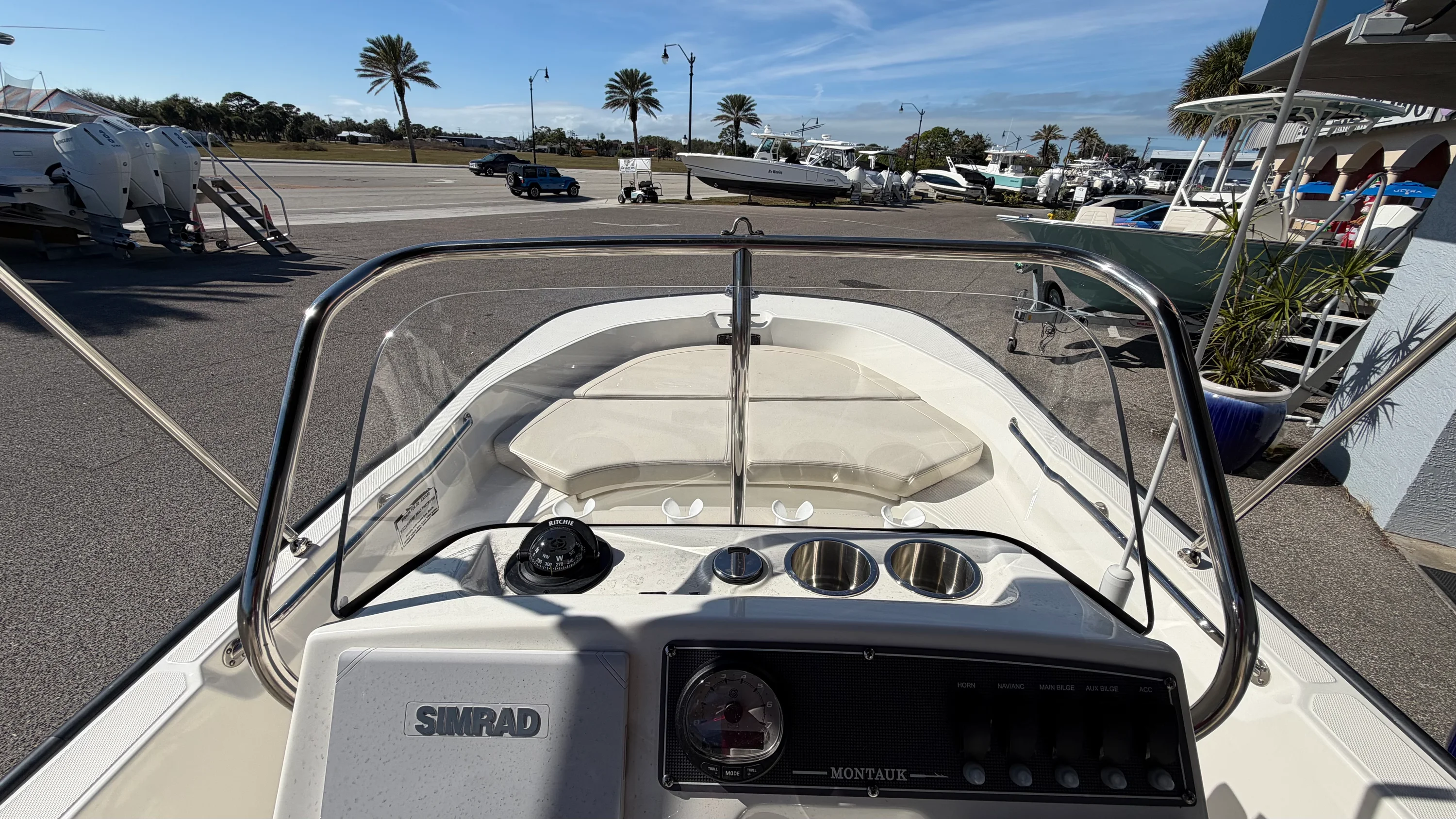 2025 Boston Whaler 170 Montauk Image Thumbnail #10