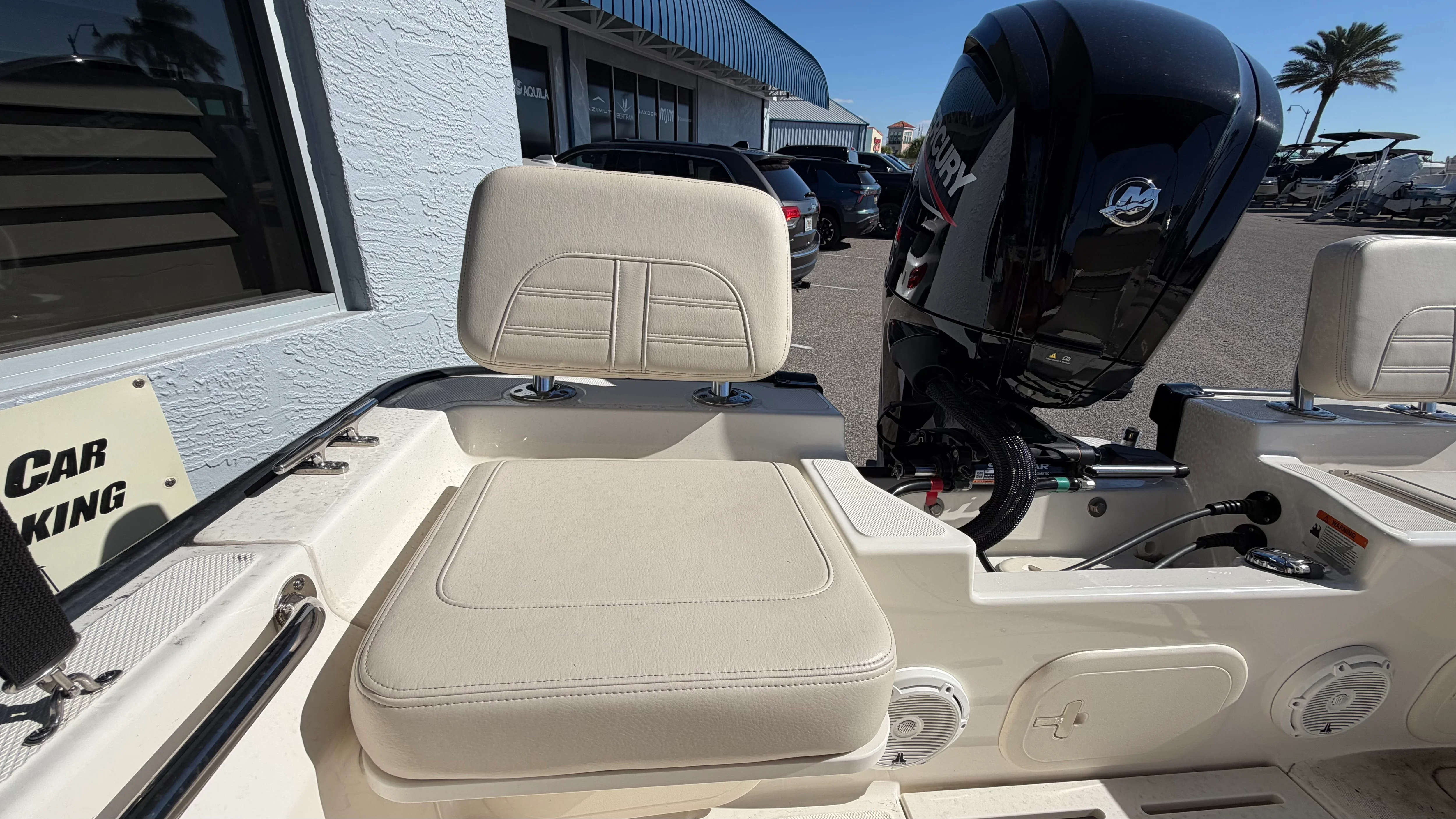 2025 Boston Whaler 170 Montauk Image Thumbnail #3