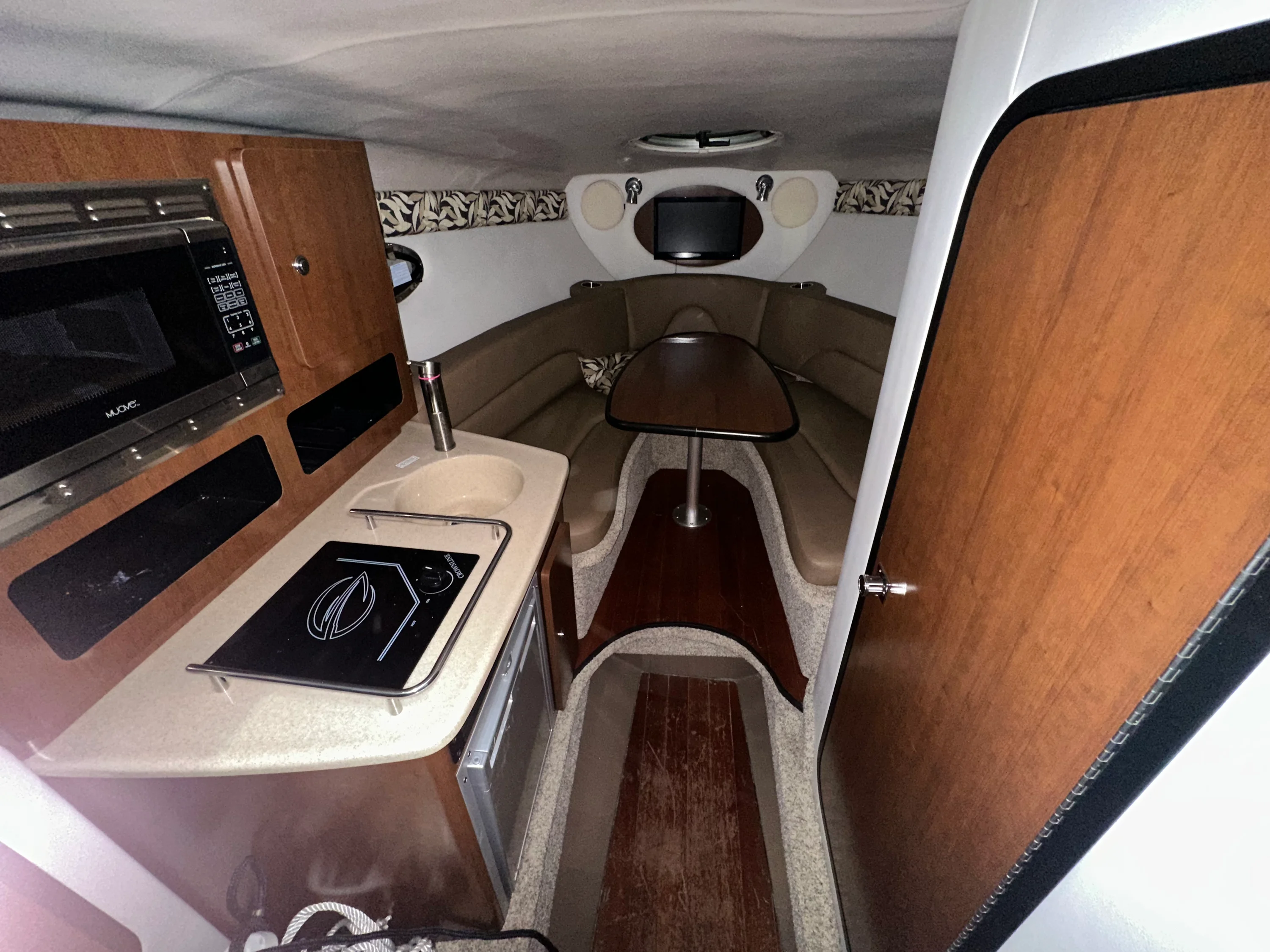 2021 Crownline 264 CR Image Thumbnail #13