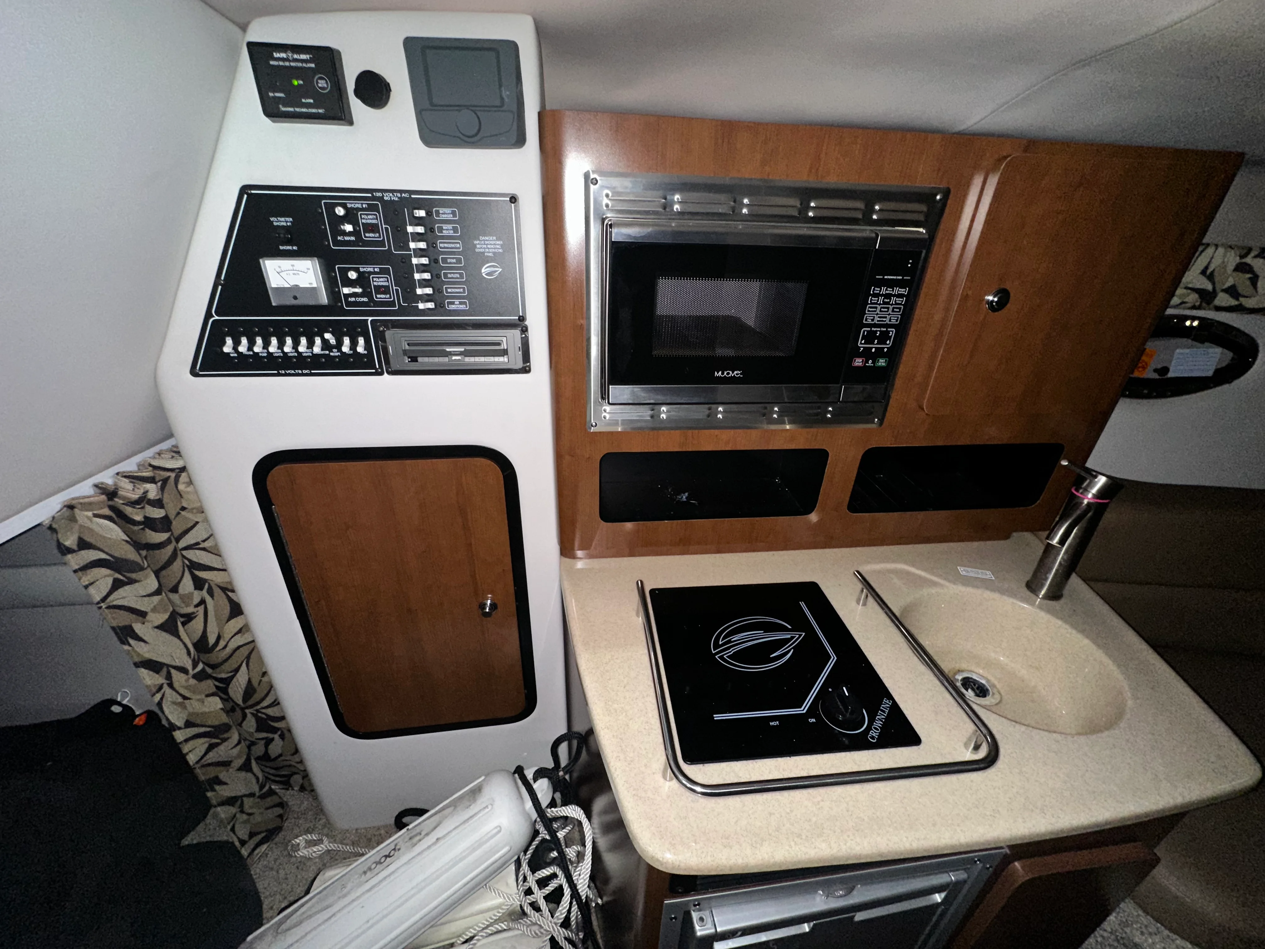 2021 Crownline 264 CR Image Thumbnail #15