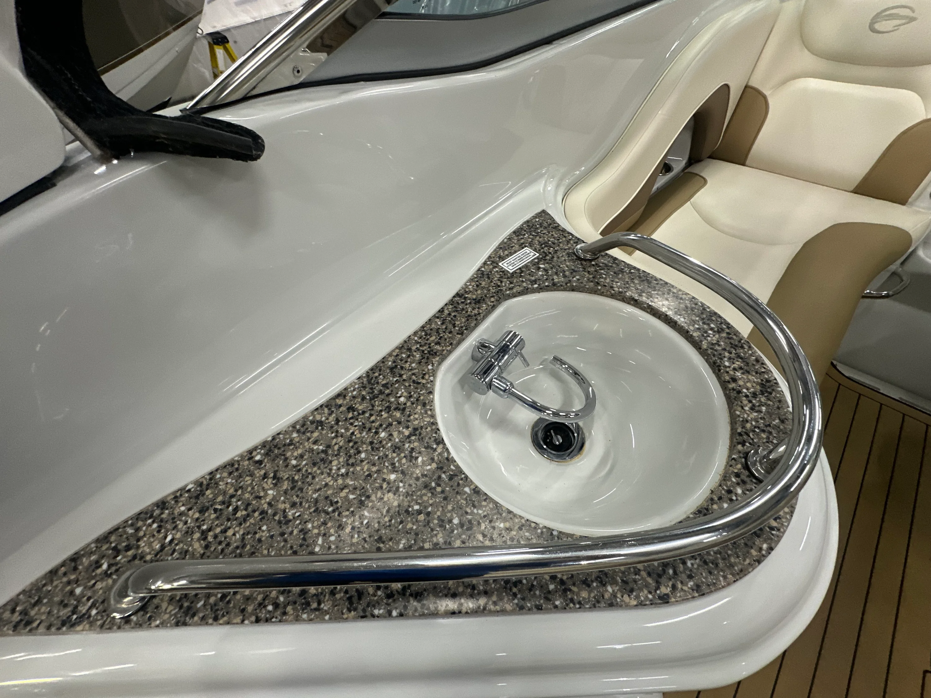 2021 Crownline 264 CR Image Thumbnail #8