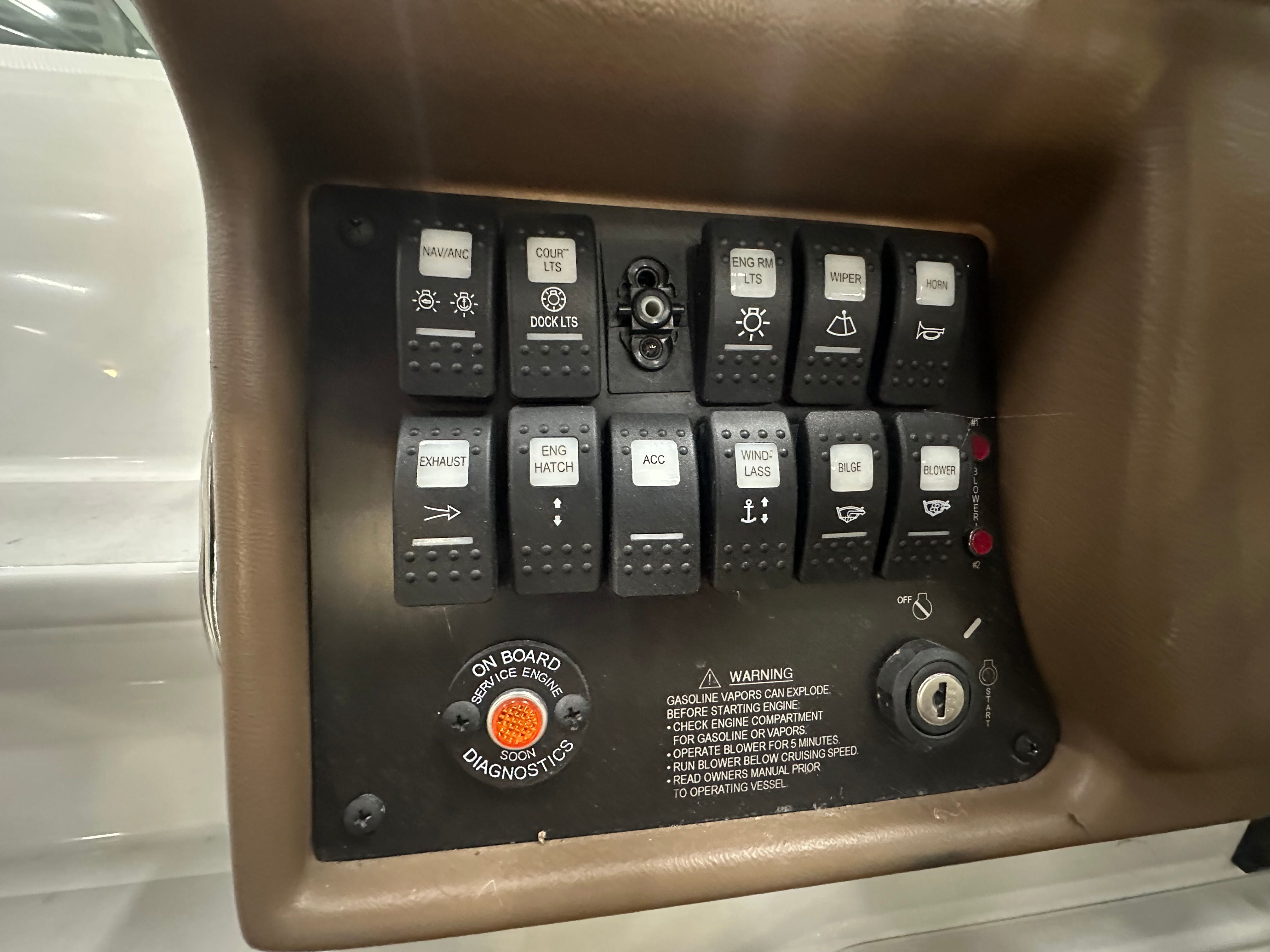 2021 Crownline 264 CR Image Thumbnail #11