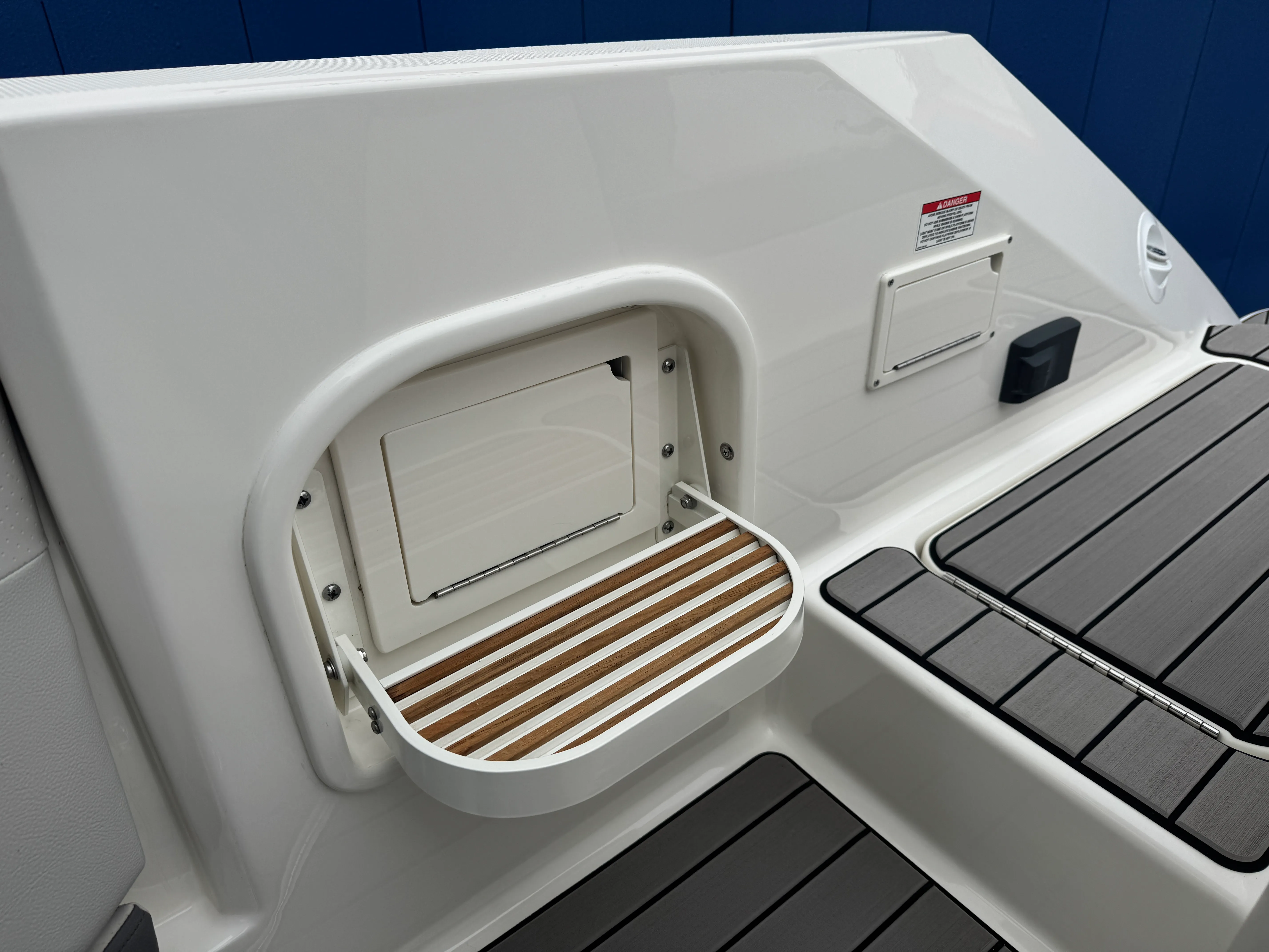 2023 Sea Ray 280 SLX Image Thumbnail #12