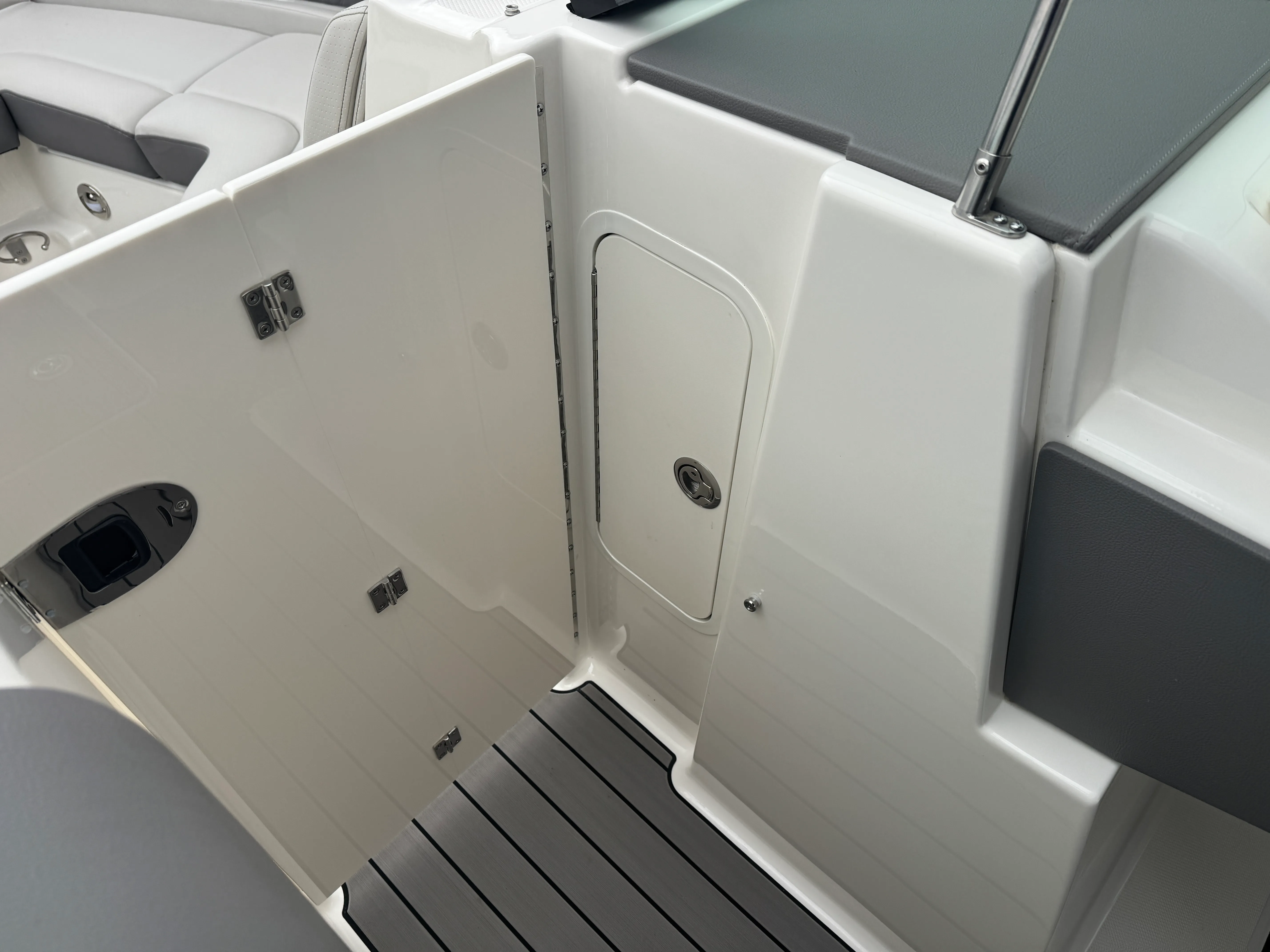 2023 Sea Ray 280 SLX Image Thumbnail #38