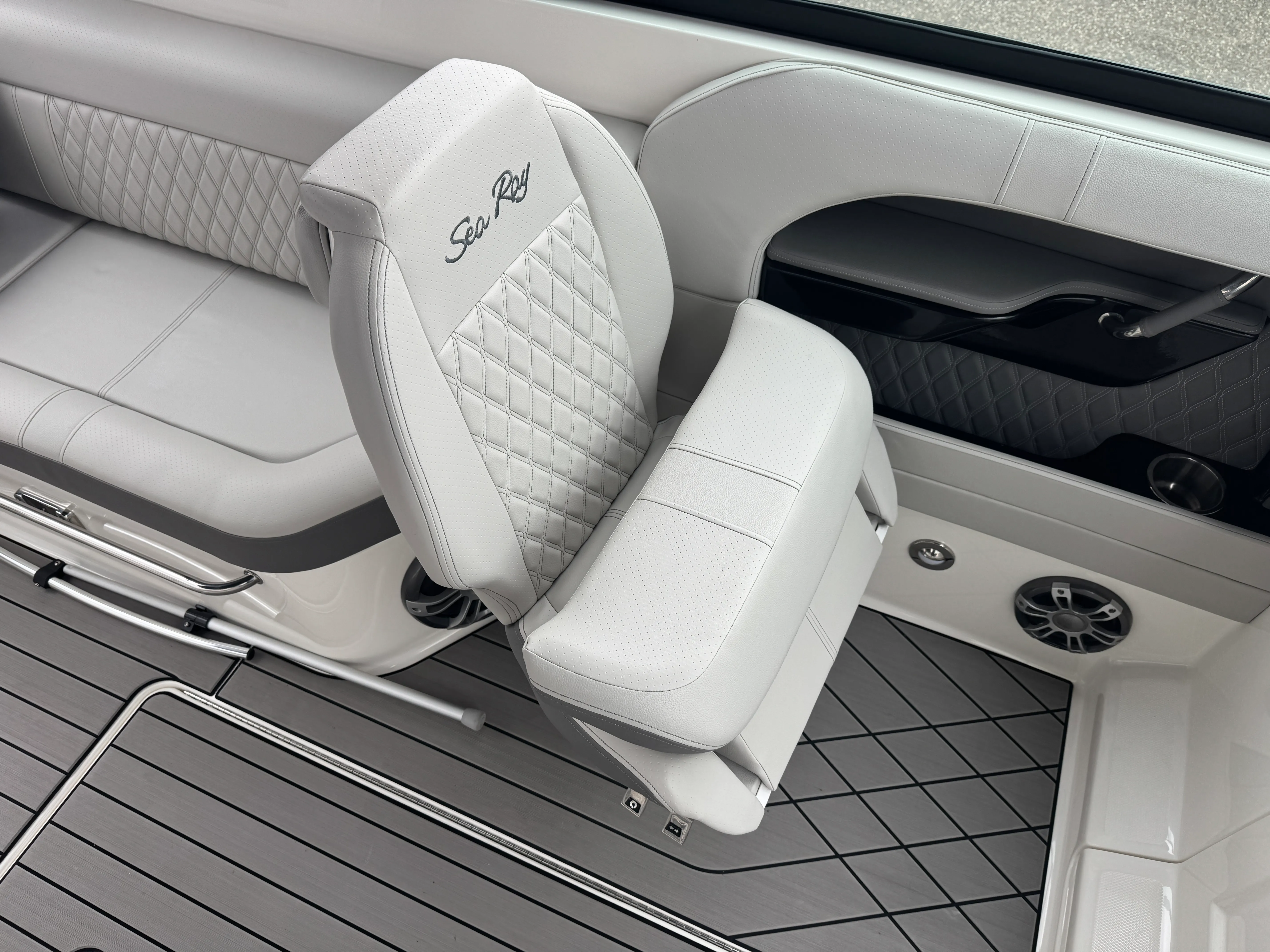 2023 Sea Ray 280 SLX Image Thumbnail #27