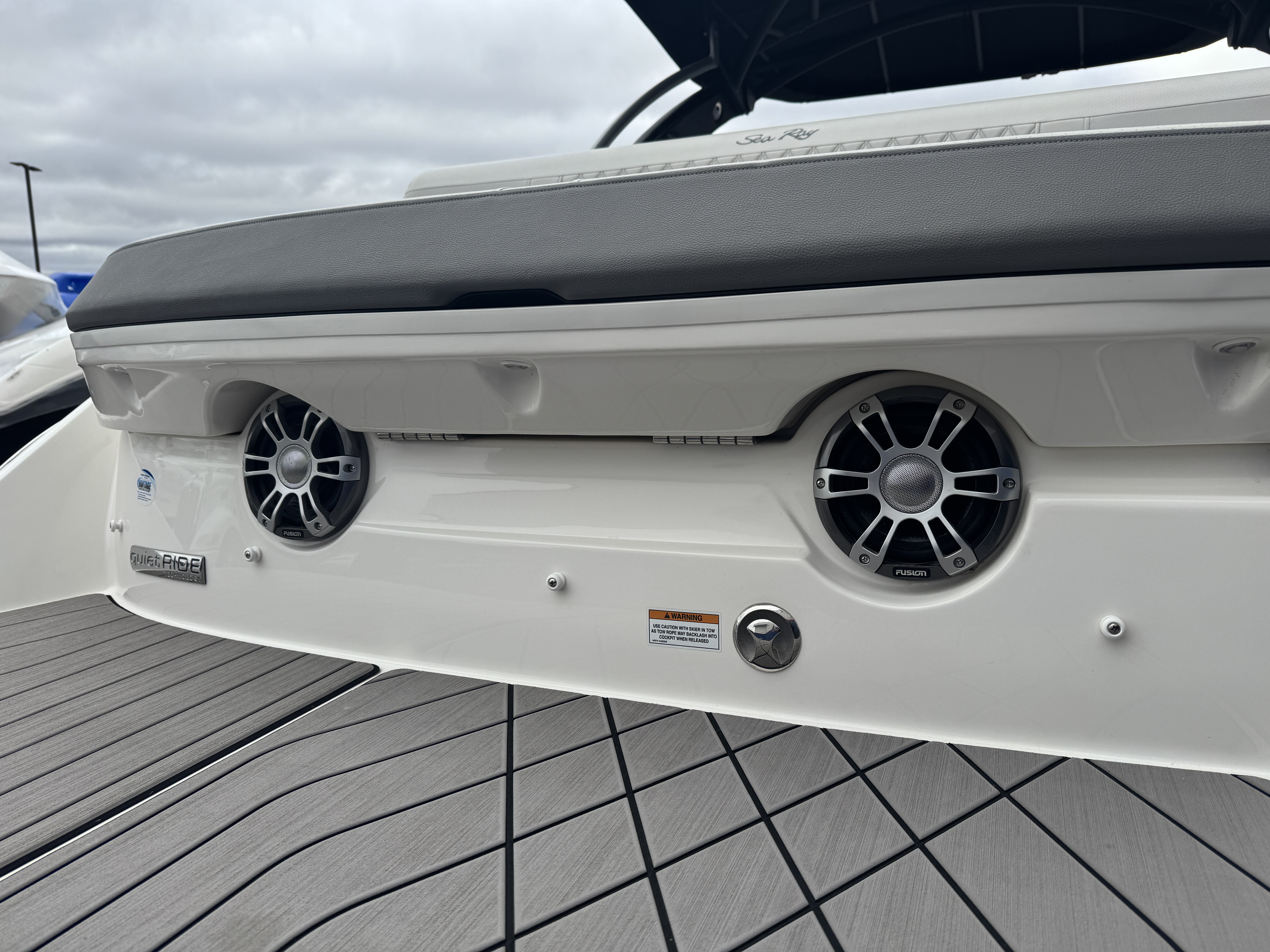 2023 Sea Ray 280 SLX Image Thumbnail #6
