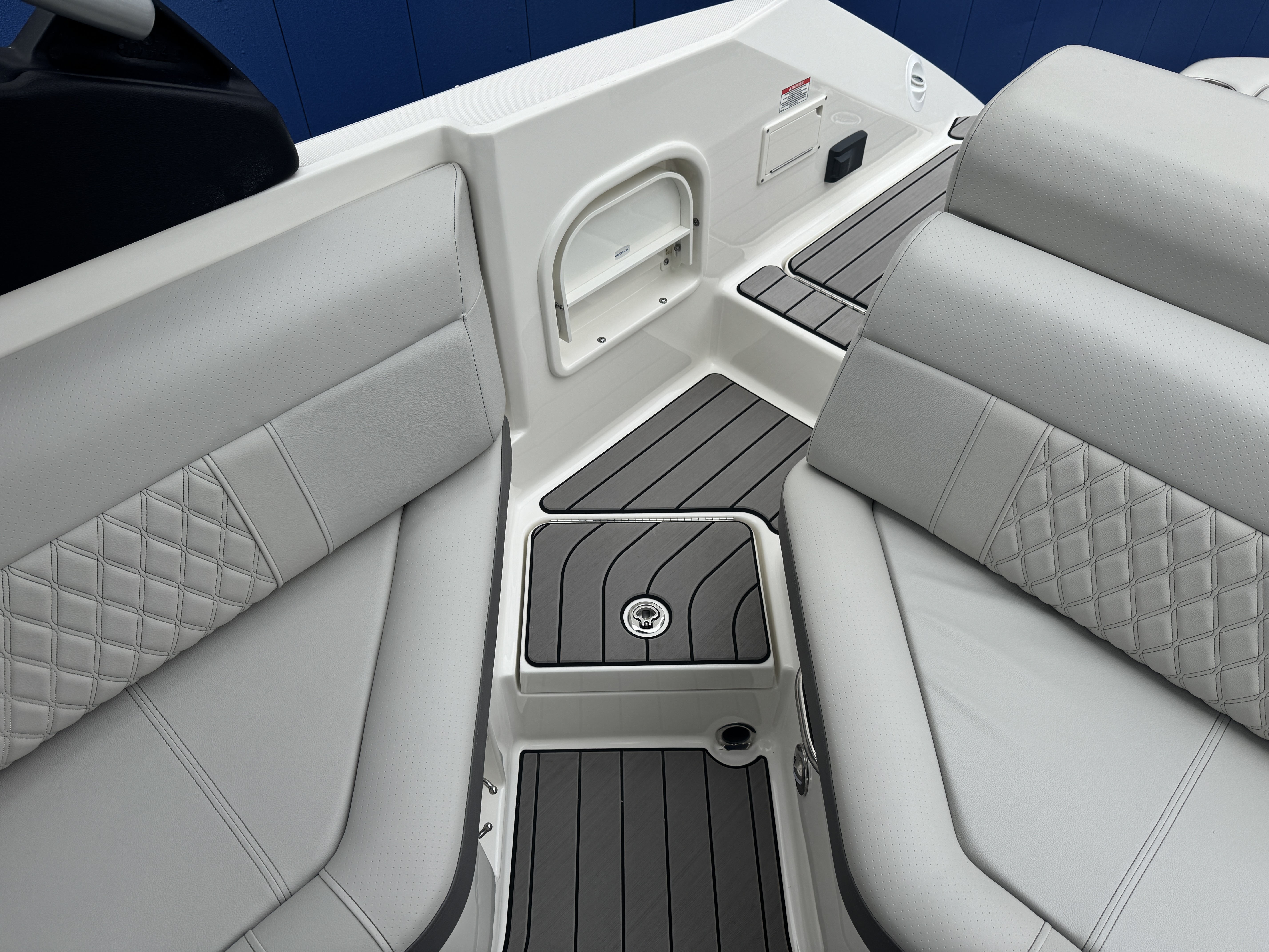 2023 Sea Ray 280 SLX Image Thumbnail #11