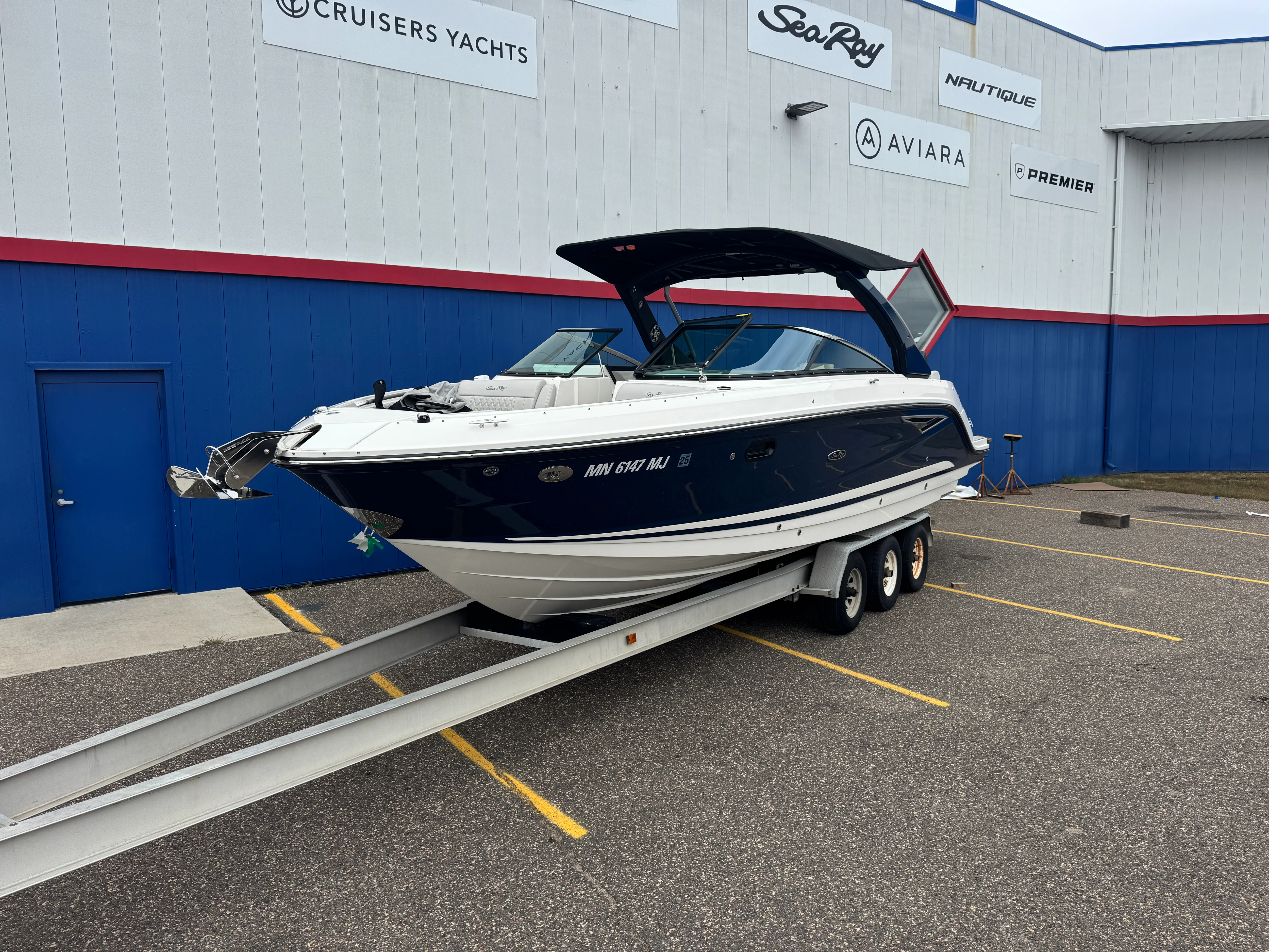 2023 Sea Ray 280 SLX Image Thumbnail #0