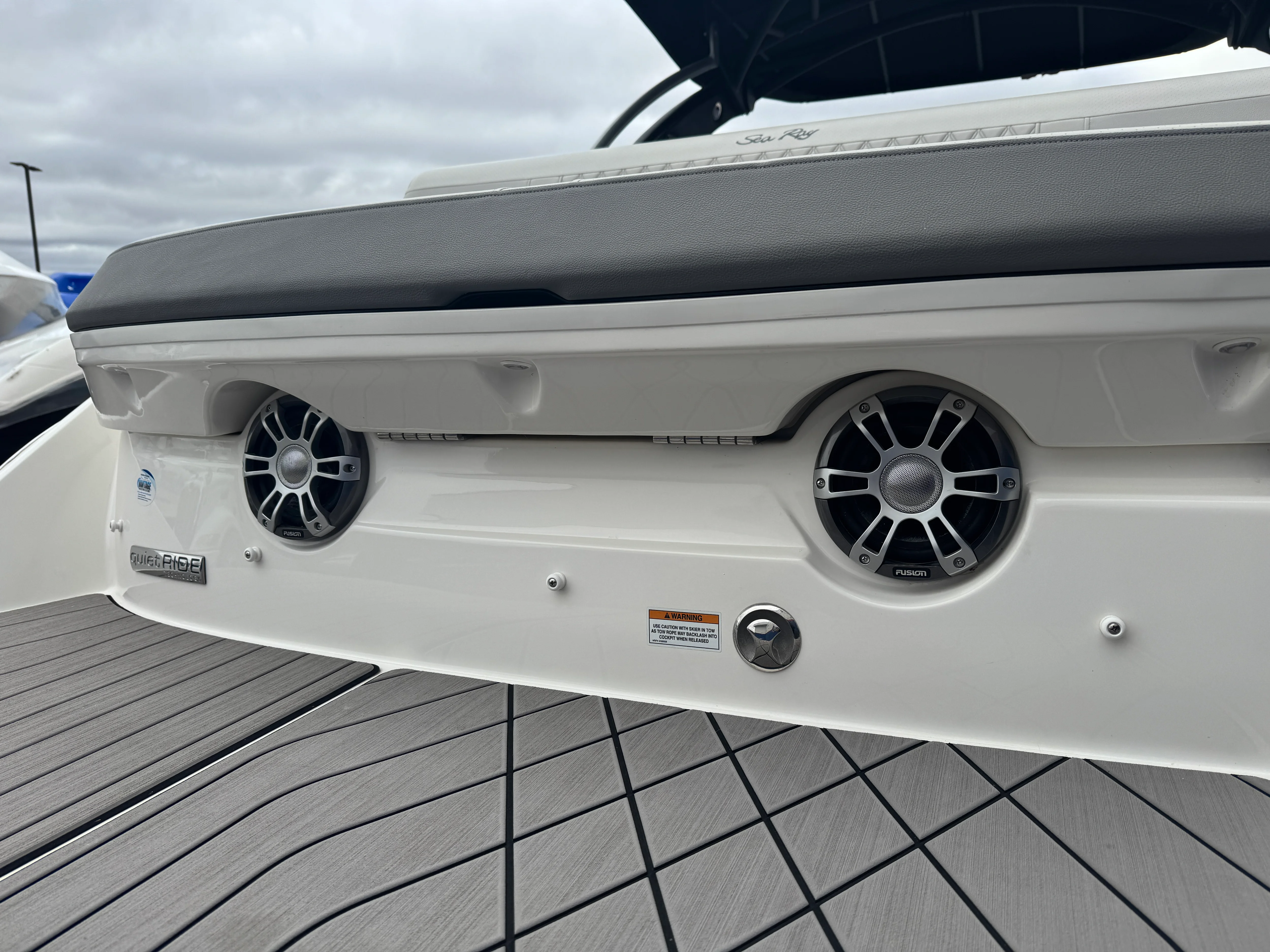 2023 Sea Ray 280 SLX Image Thumbnail #6