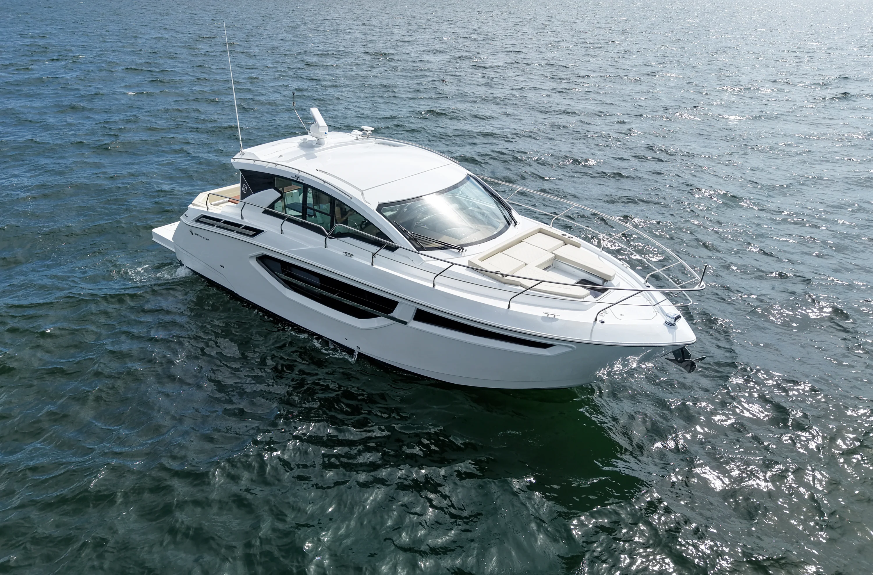 2026 Cruisers Yachts 42 Cantius Image Thumbnail #18