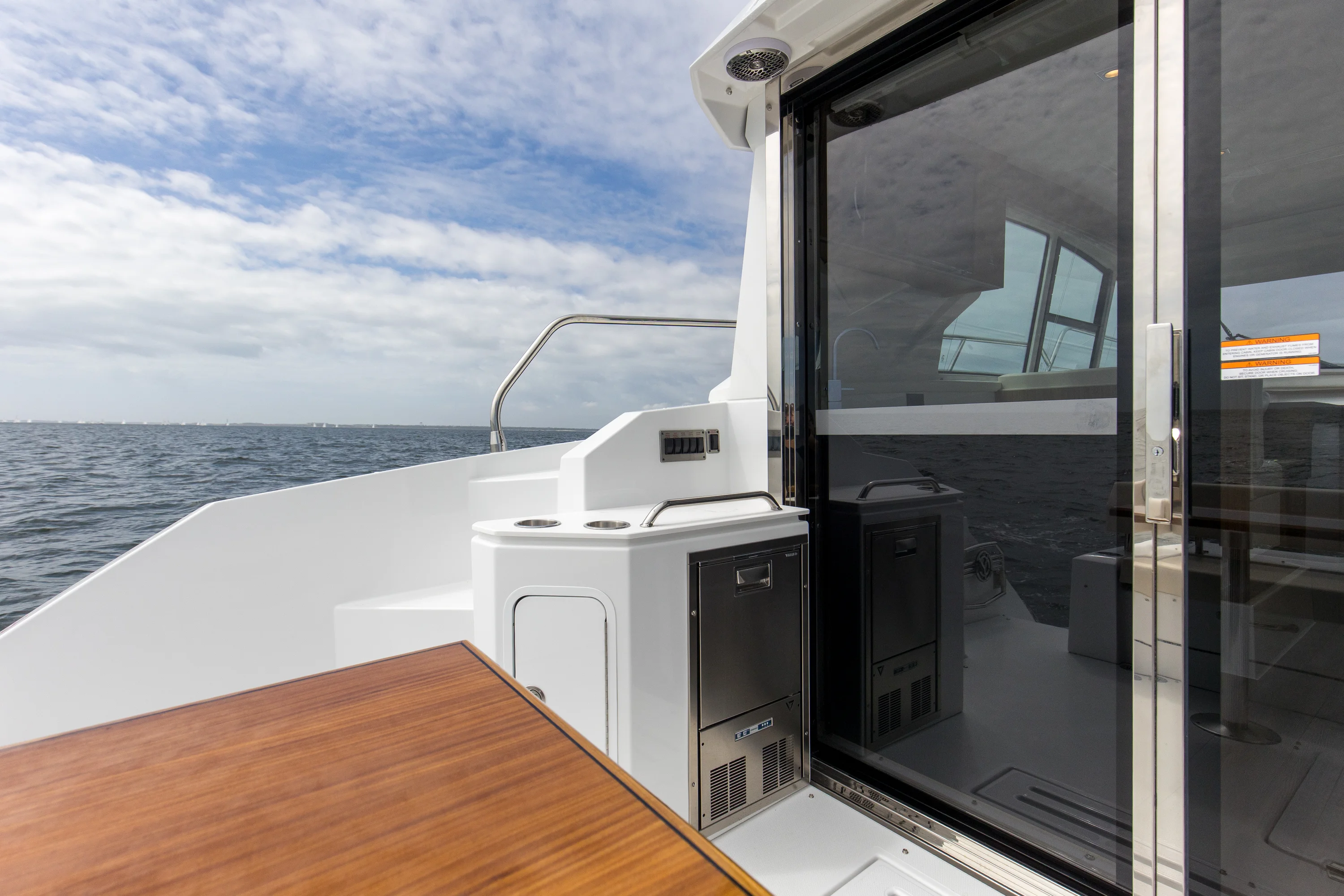 2026 Cruisers Yachts 42 Cantius Image Thumbnail #28