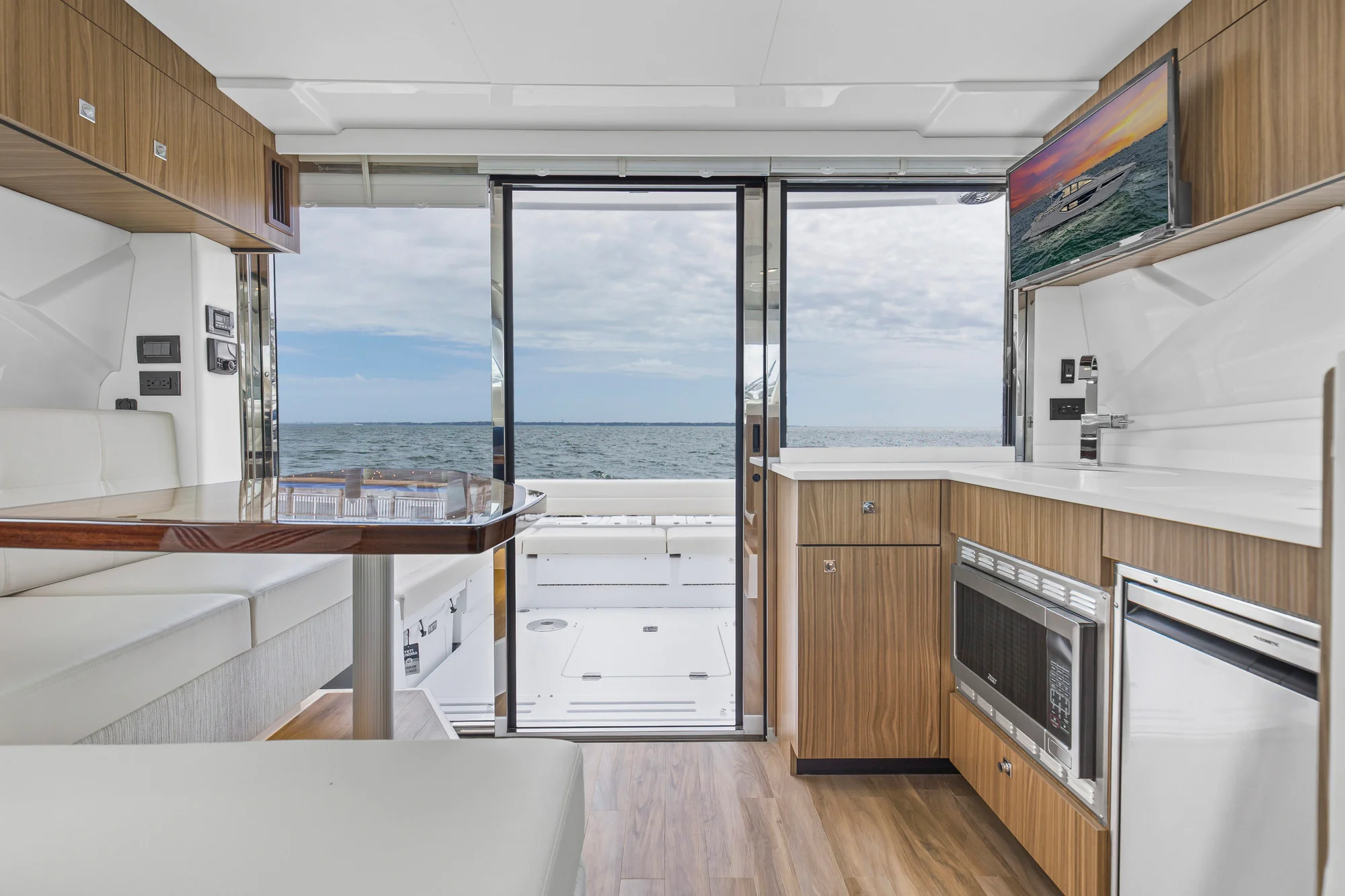 2026 Cruisers Yachts 42 Cantius Image Thumbnail #58