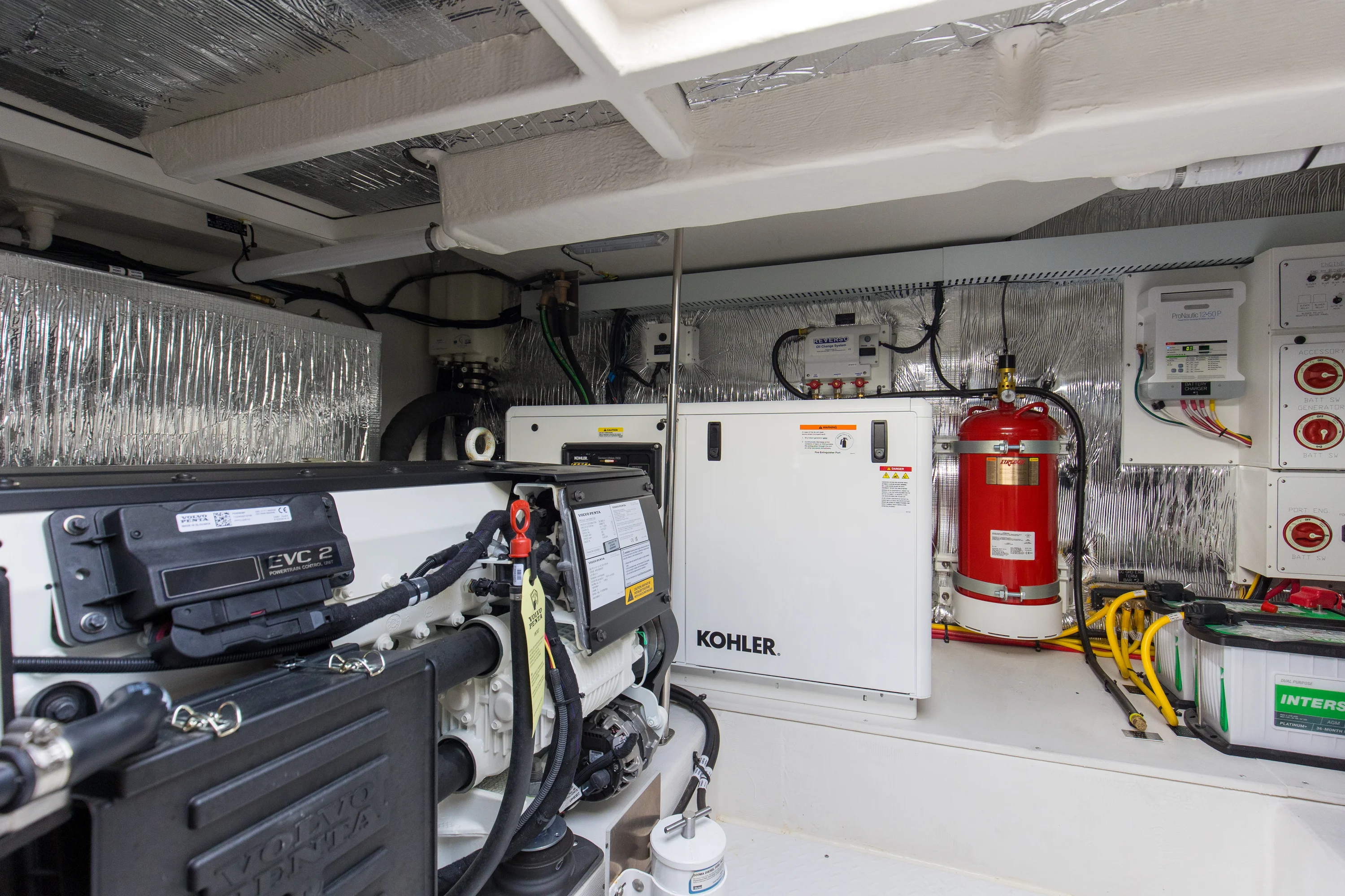 2026 Cruisers Yachts 42 Cantius Image Thumbnail #39