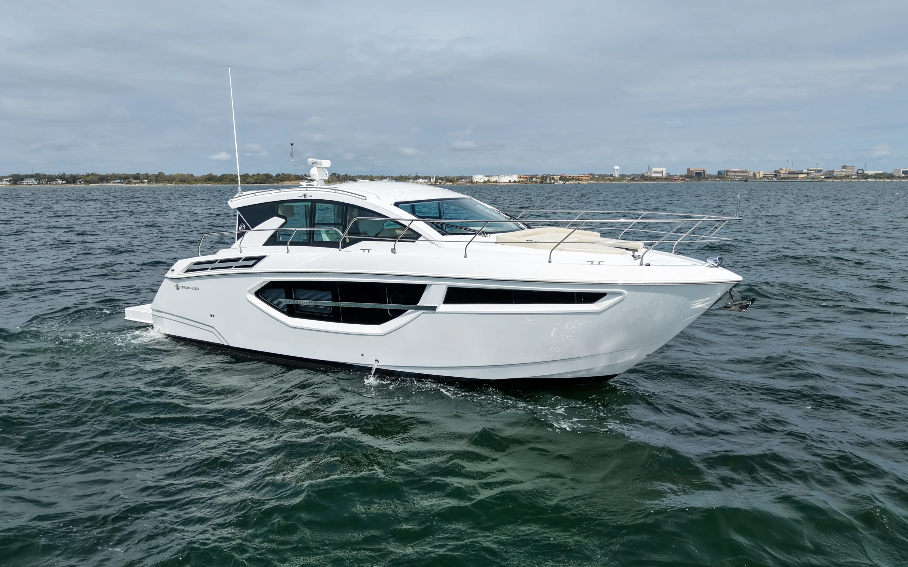 2026 Cruisers Yachts 42 Cantius Image Thumbnail #16