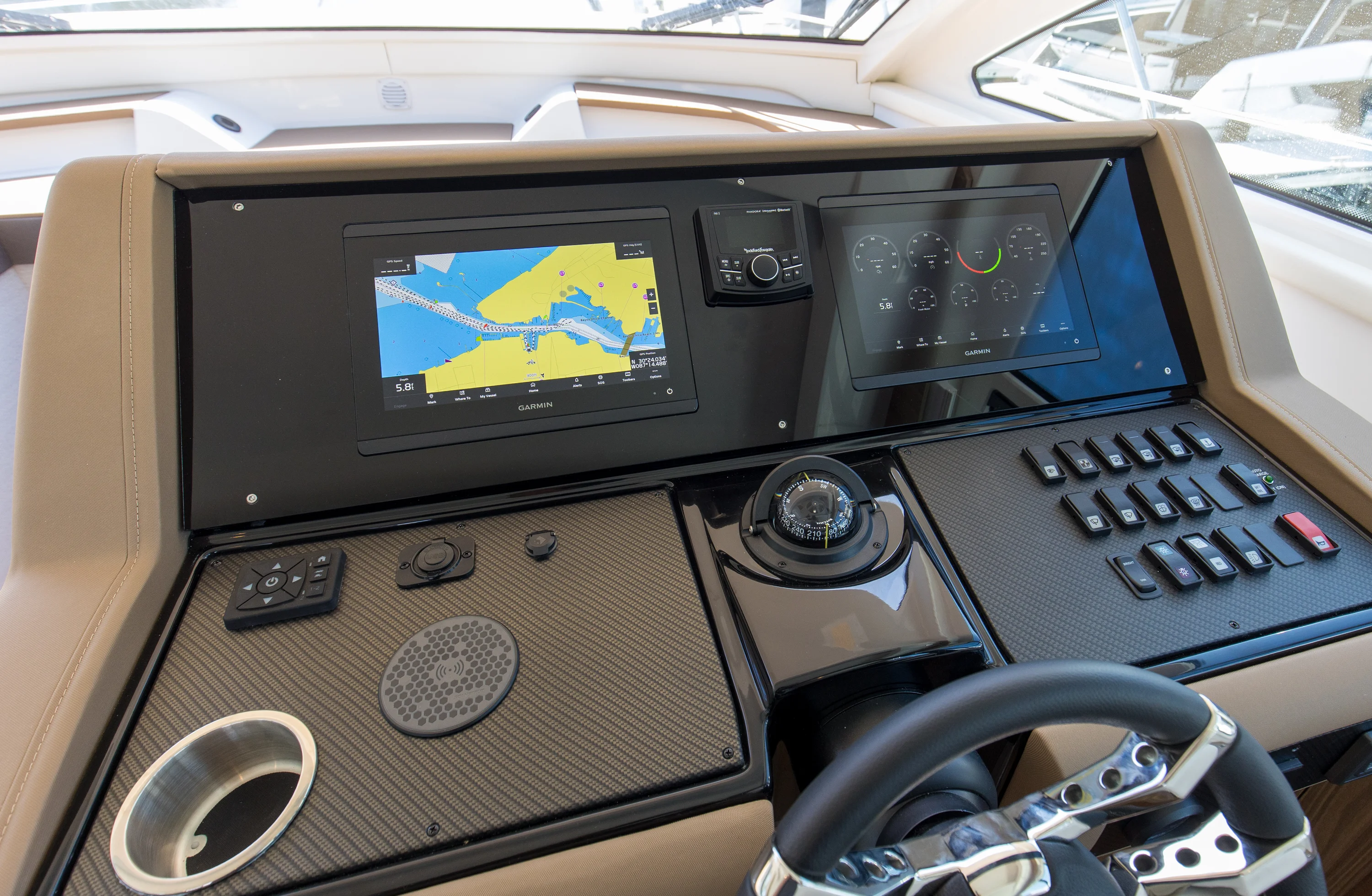 2026 Cruisers Yachts 42 Cantius Image Thumbnail #23