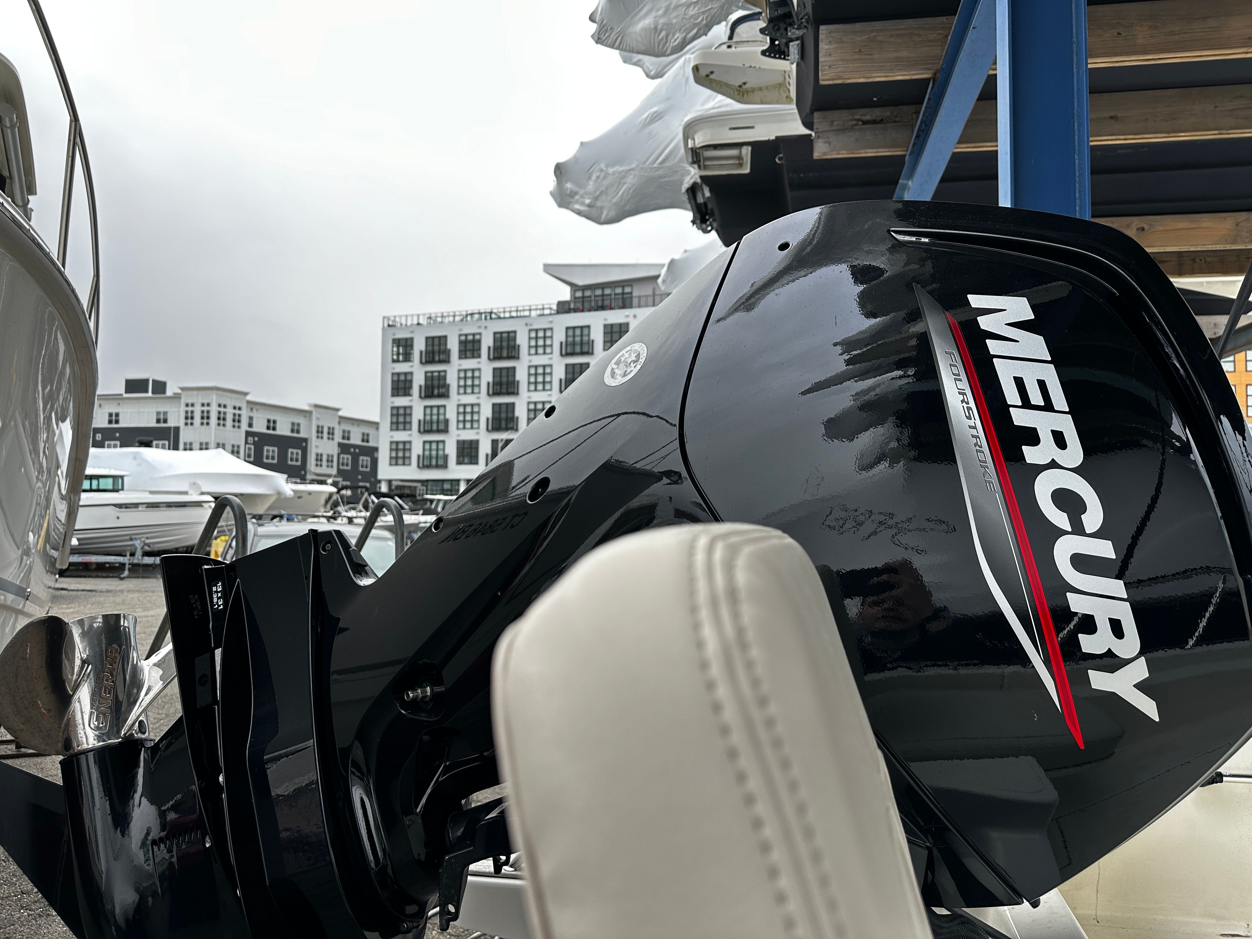 2024 Boston Whaler 170 MONTAUK Image Thumbnail #7