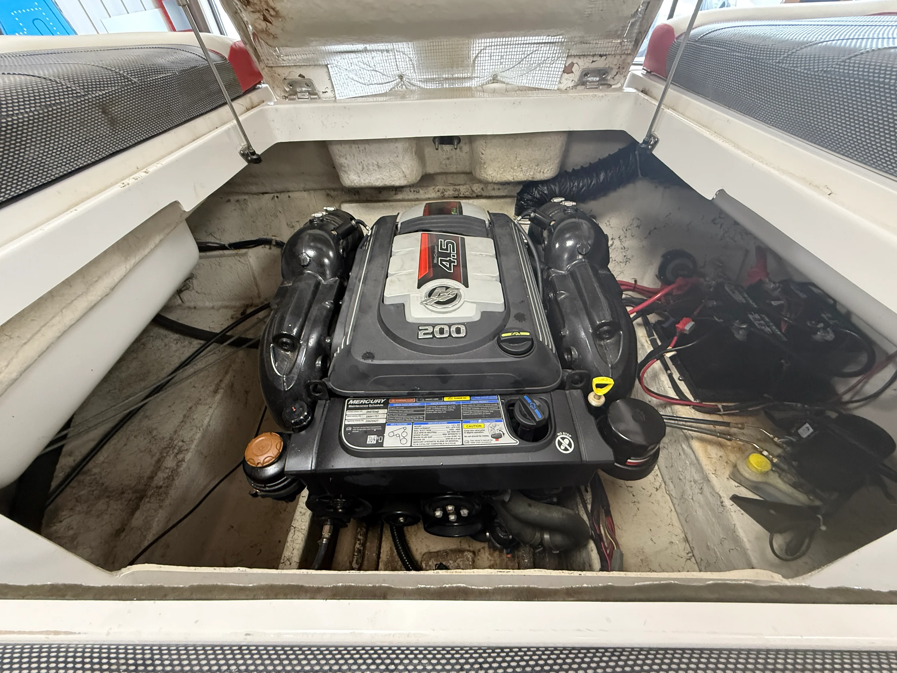 2020 Hurricane SD 217 Image Thumbnail #17