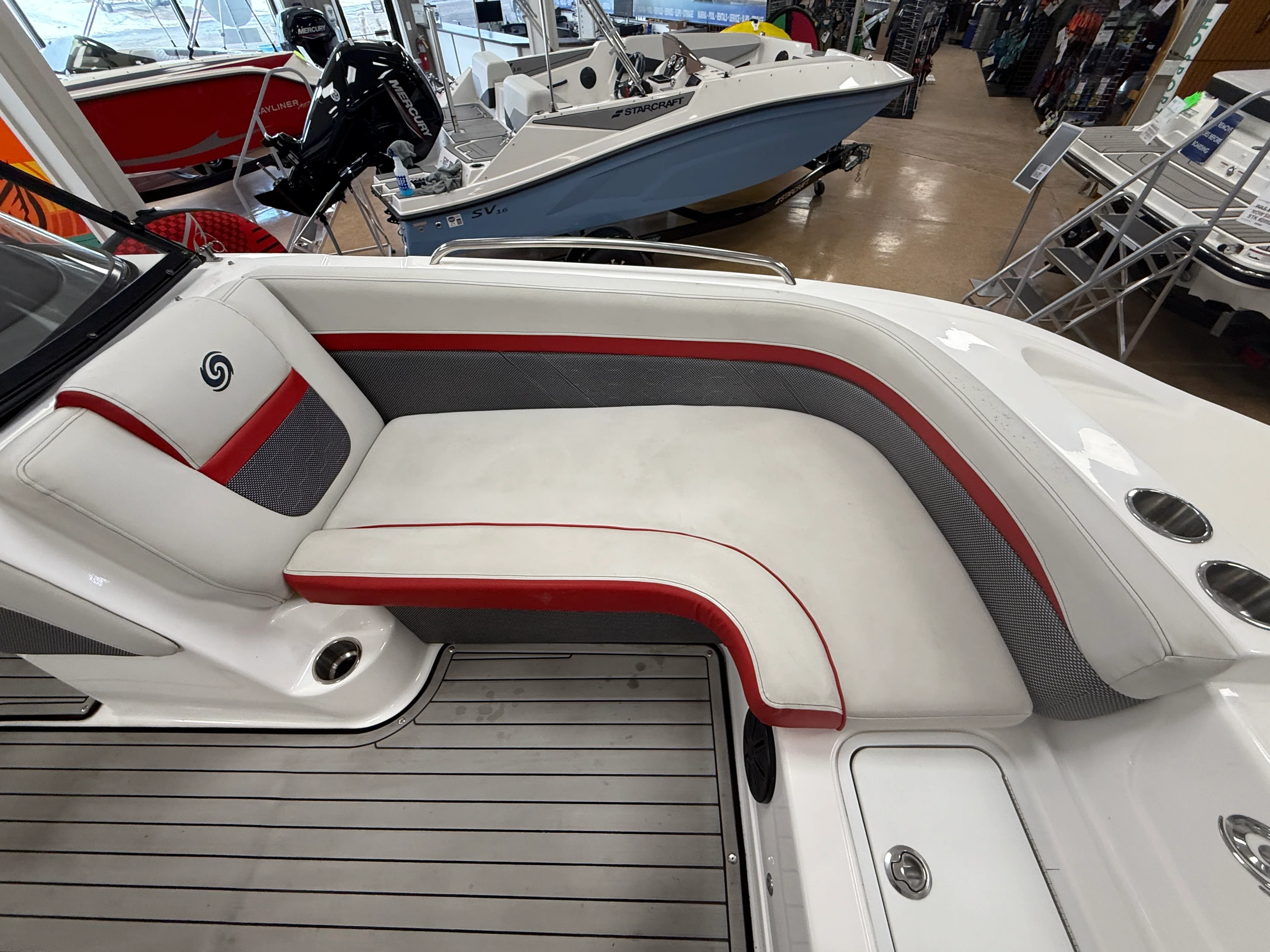 2020 Hurricane SD 217 Image Thumbnail #10