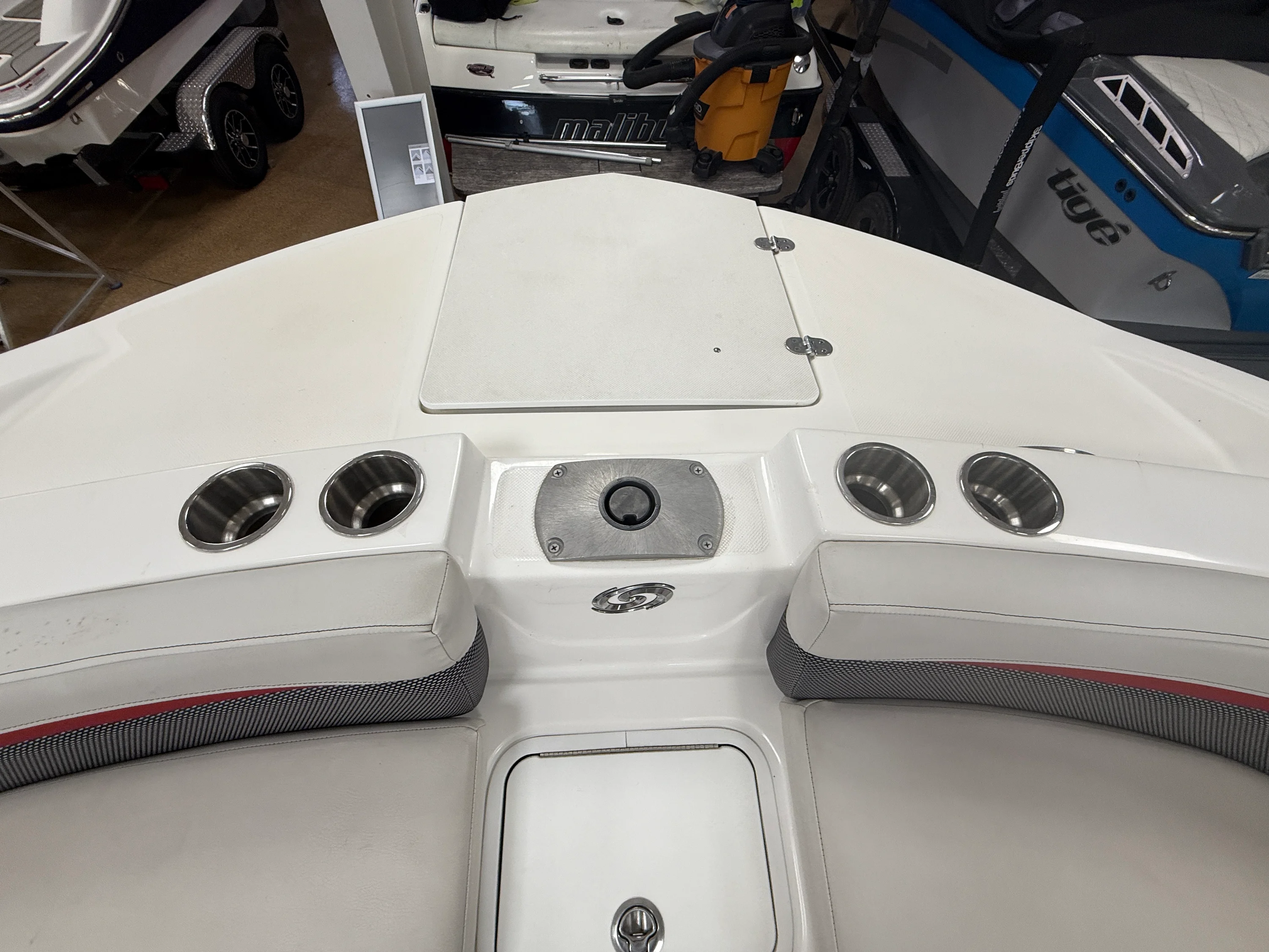 2020 Hurricane SD 217 Image Thumbnail #9