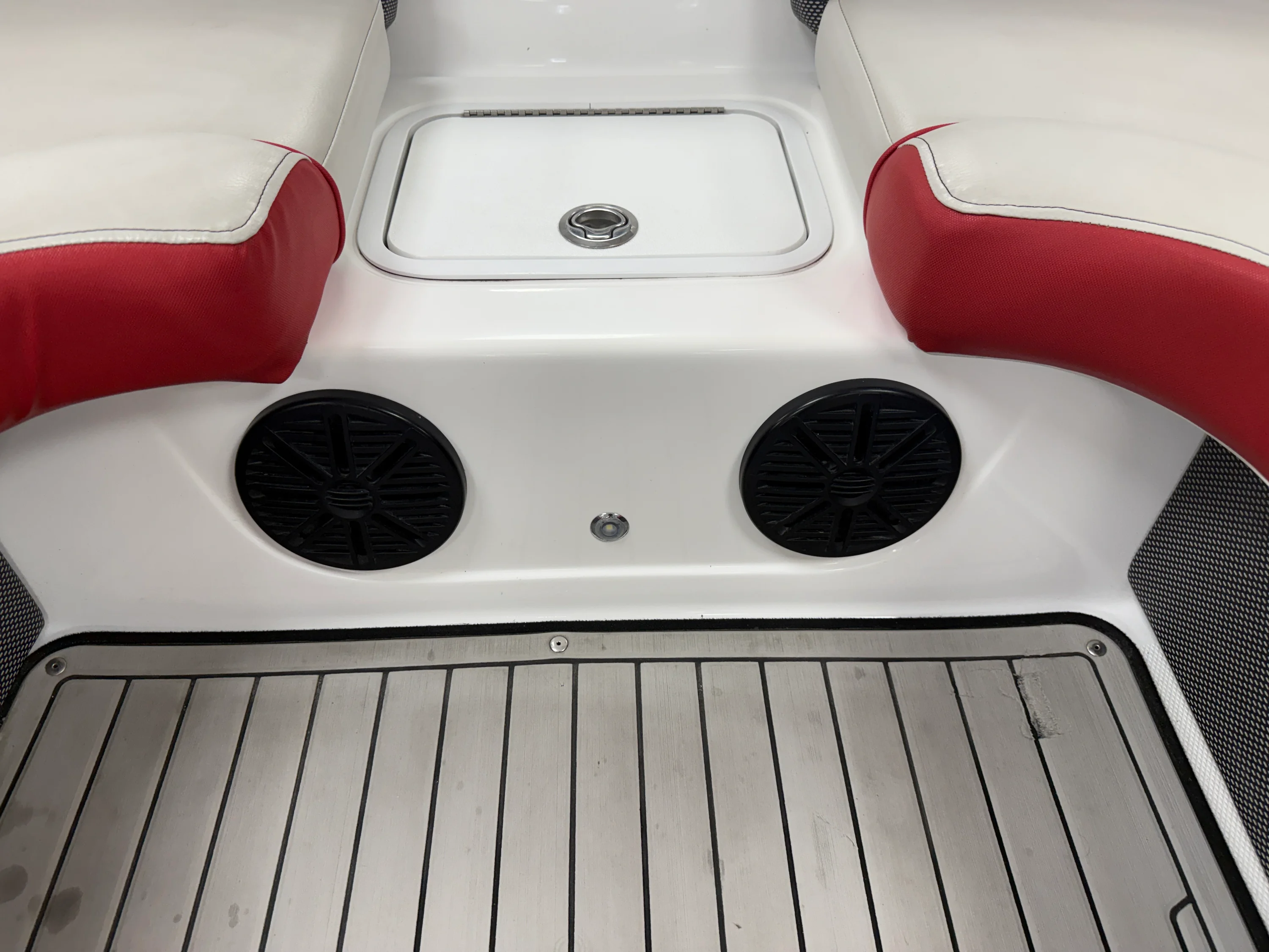 2020 Hurricane SD 217 Image Thumbnail #23