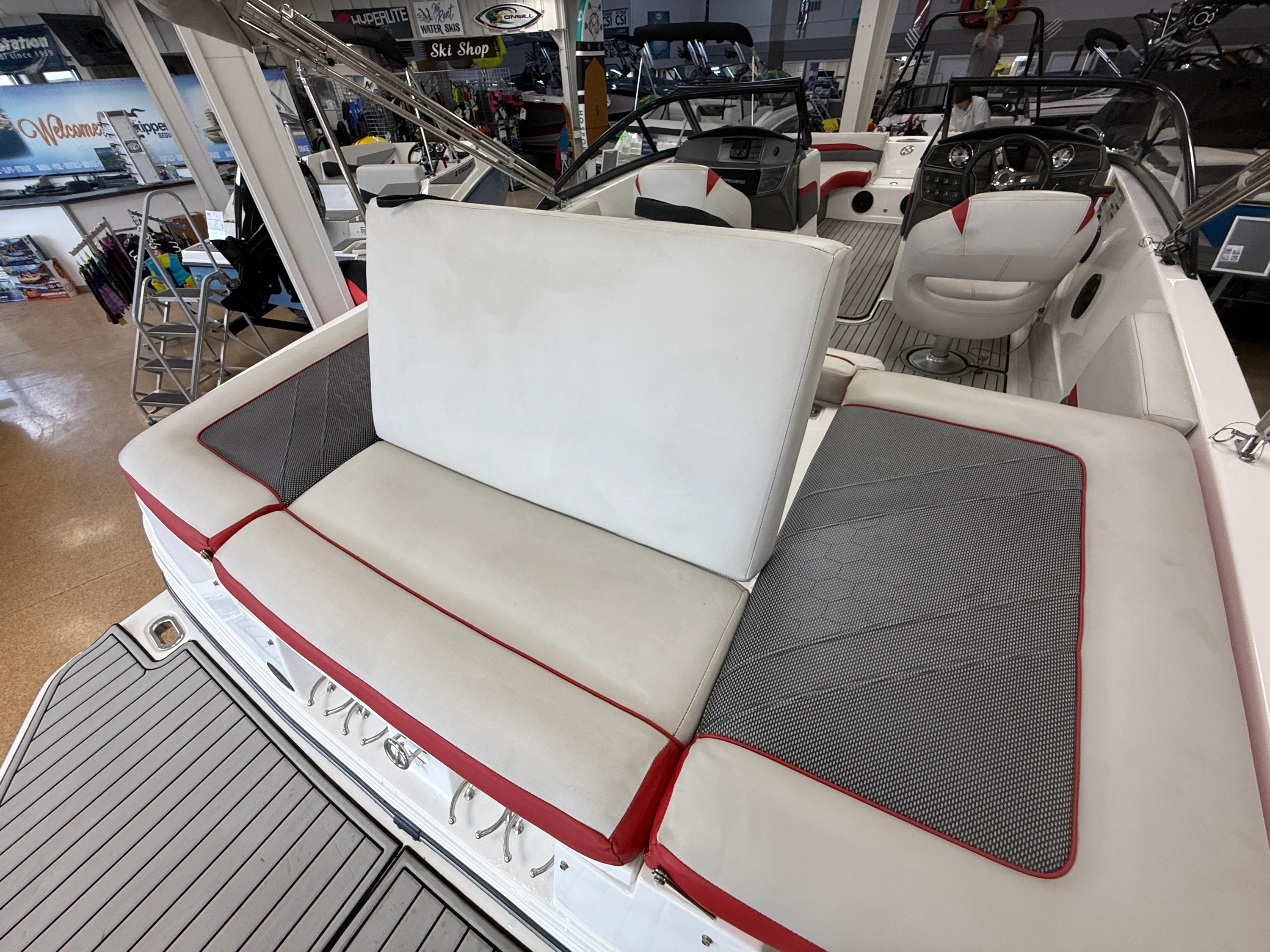 2020 Hurricane SD 217 Image Thumbnail #24