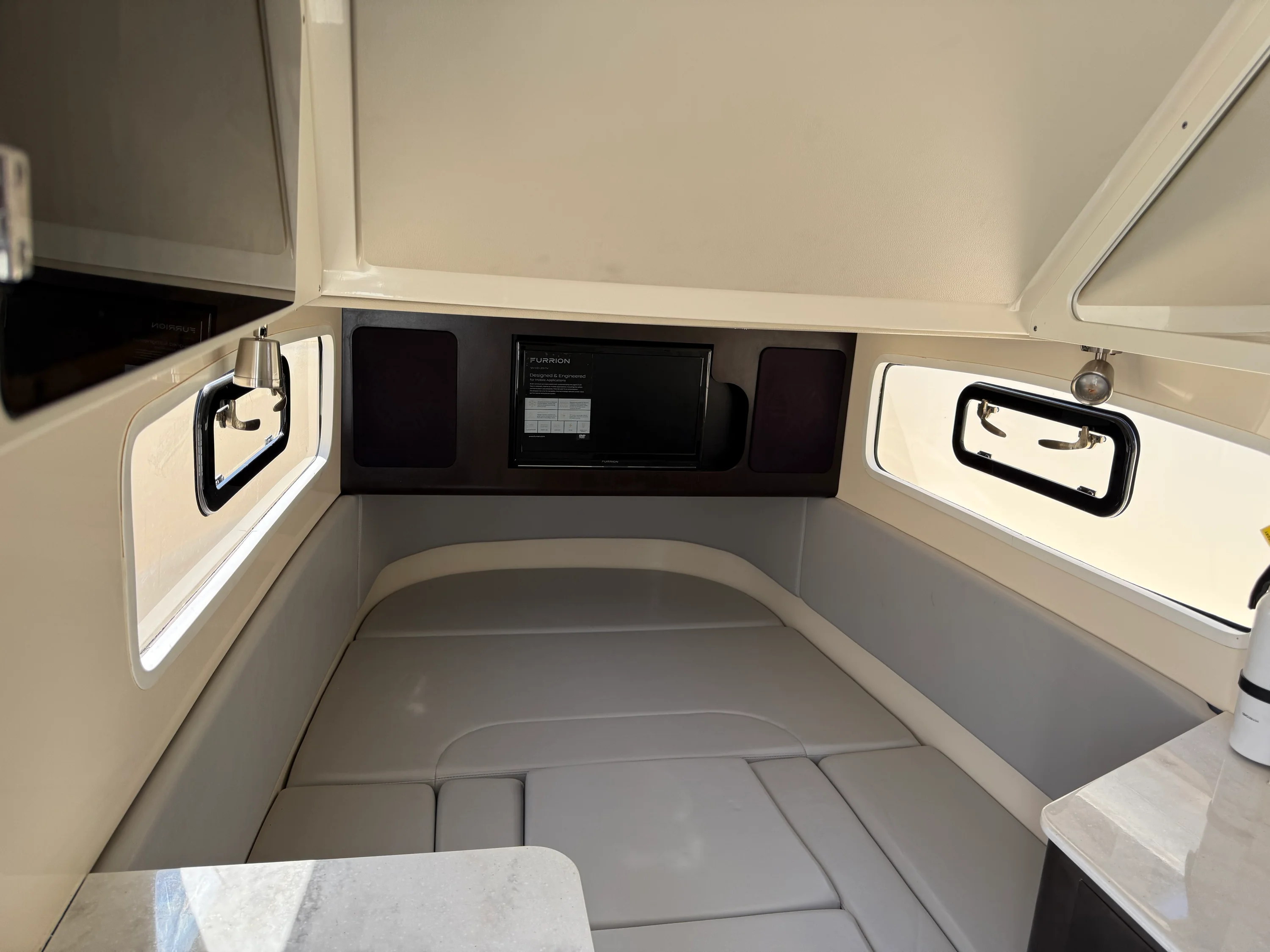 2019 Scout 355 LXF CC Image Thumbnail #45