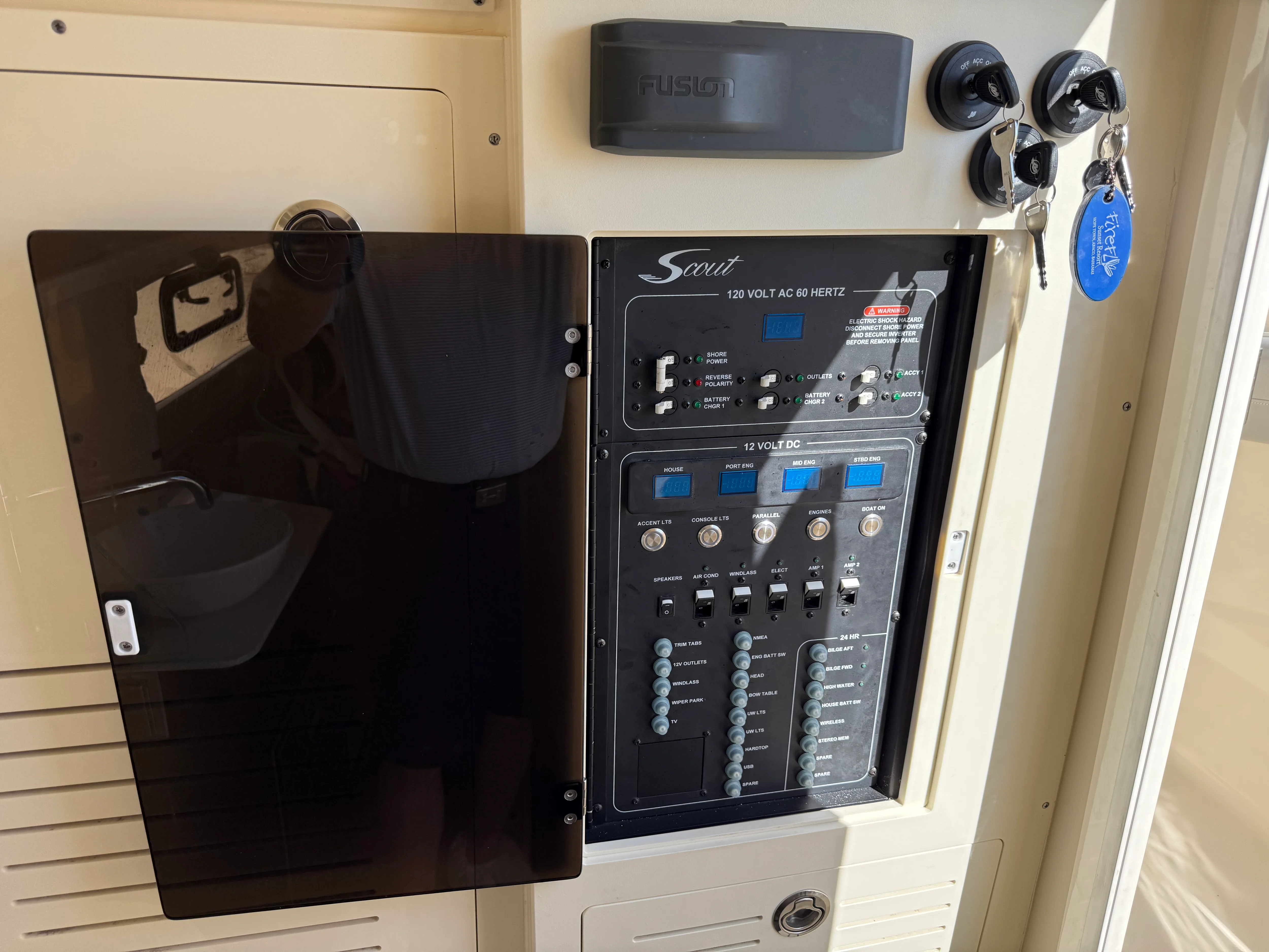 2019 Scout 355 LXF CC Image Thumbnail #52