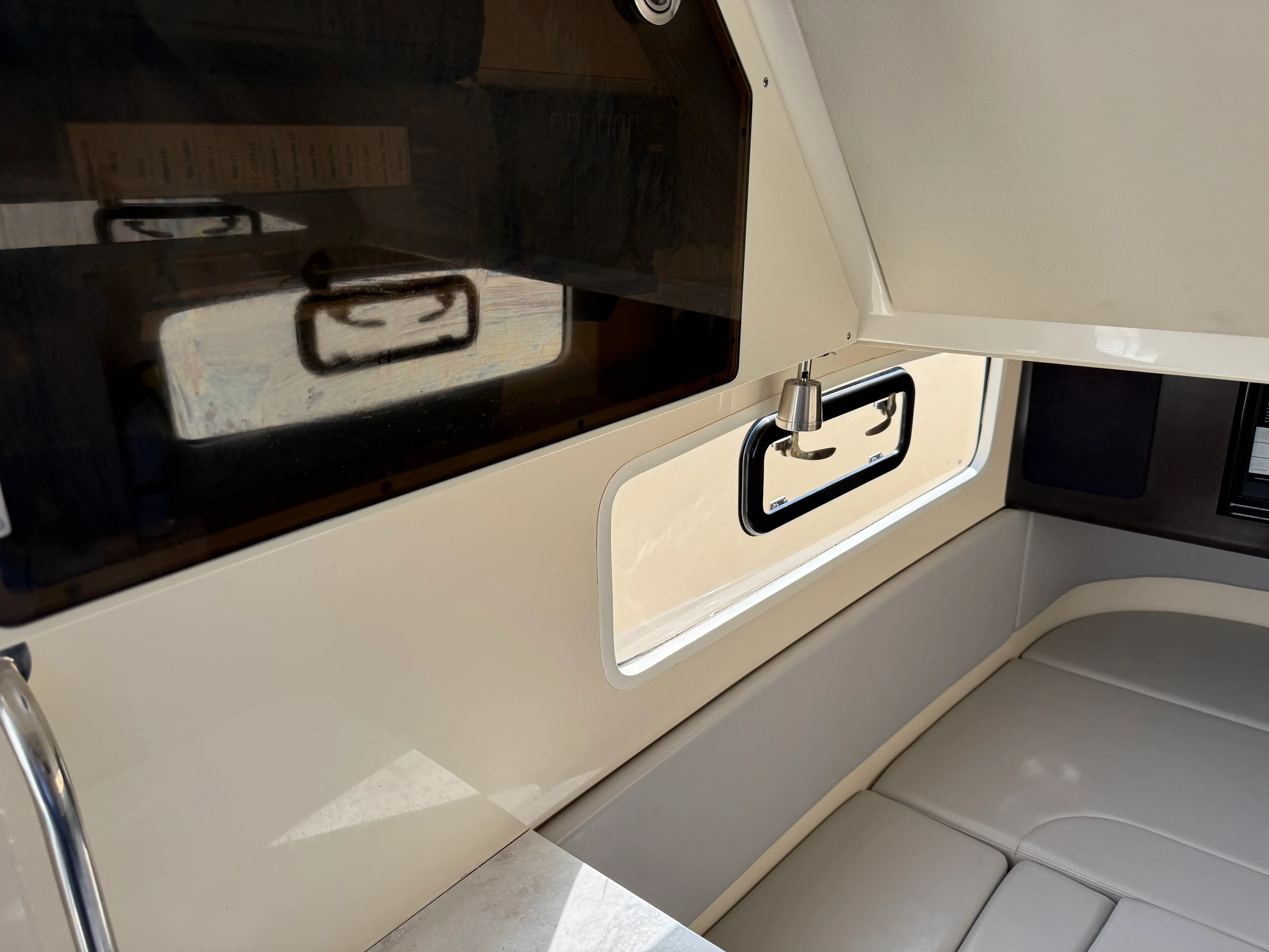 2019 Scout 355 LXF CC Image Thumbnail #51