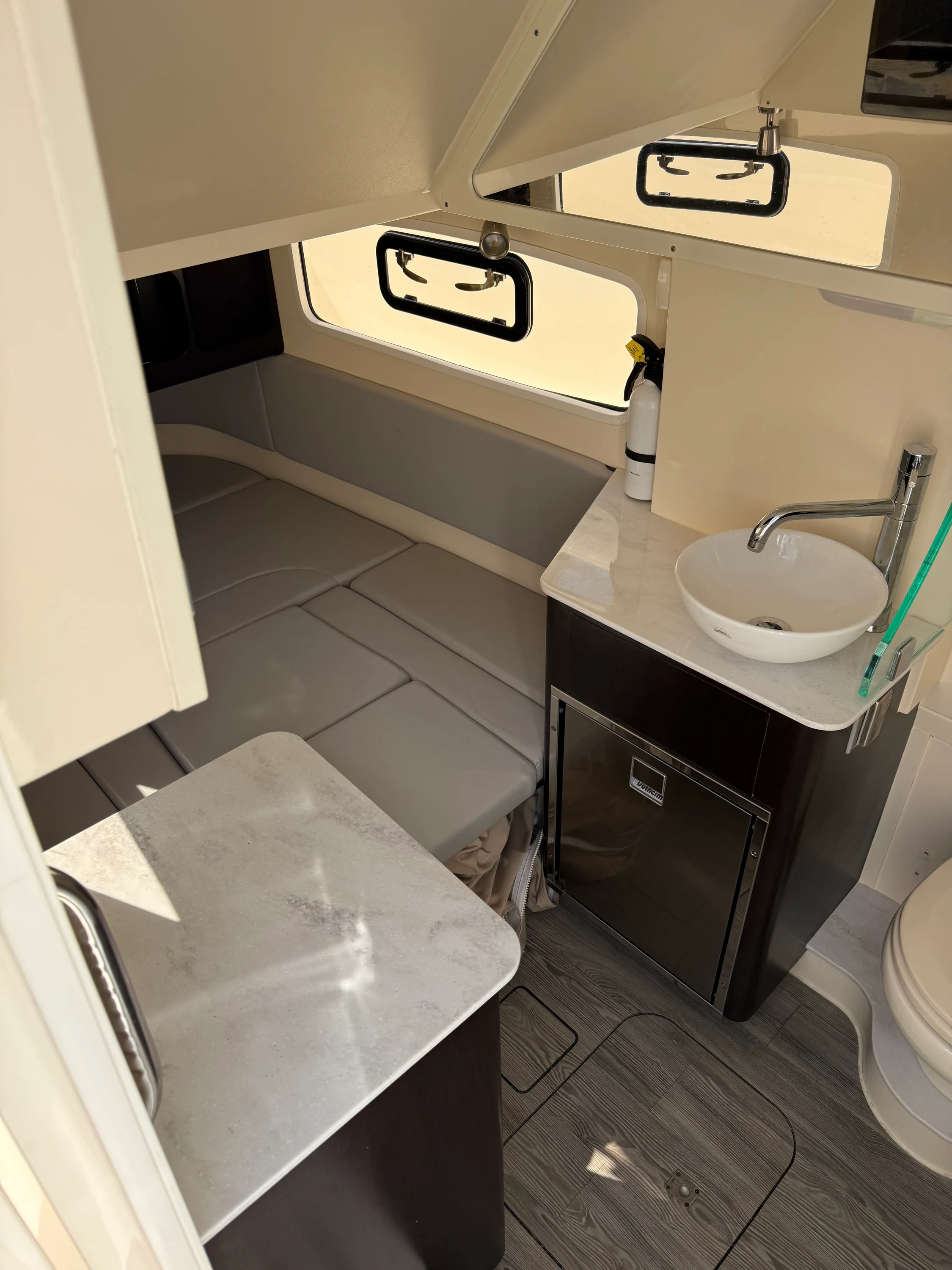 2019 Scout 355 LXF CC Image Thumbnail #46