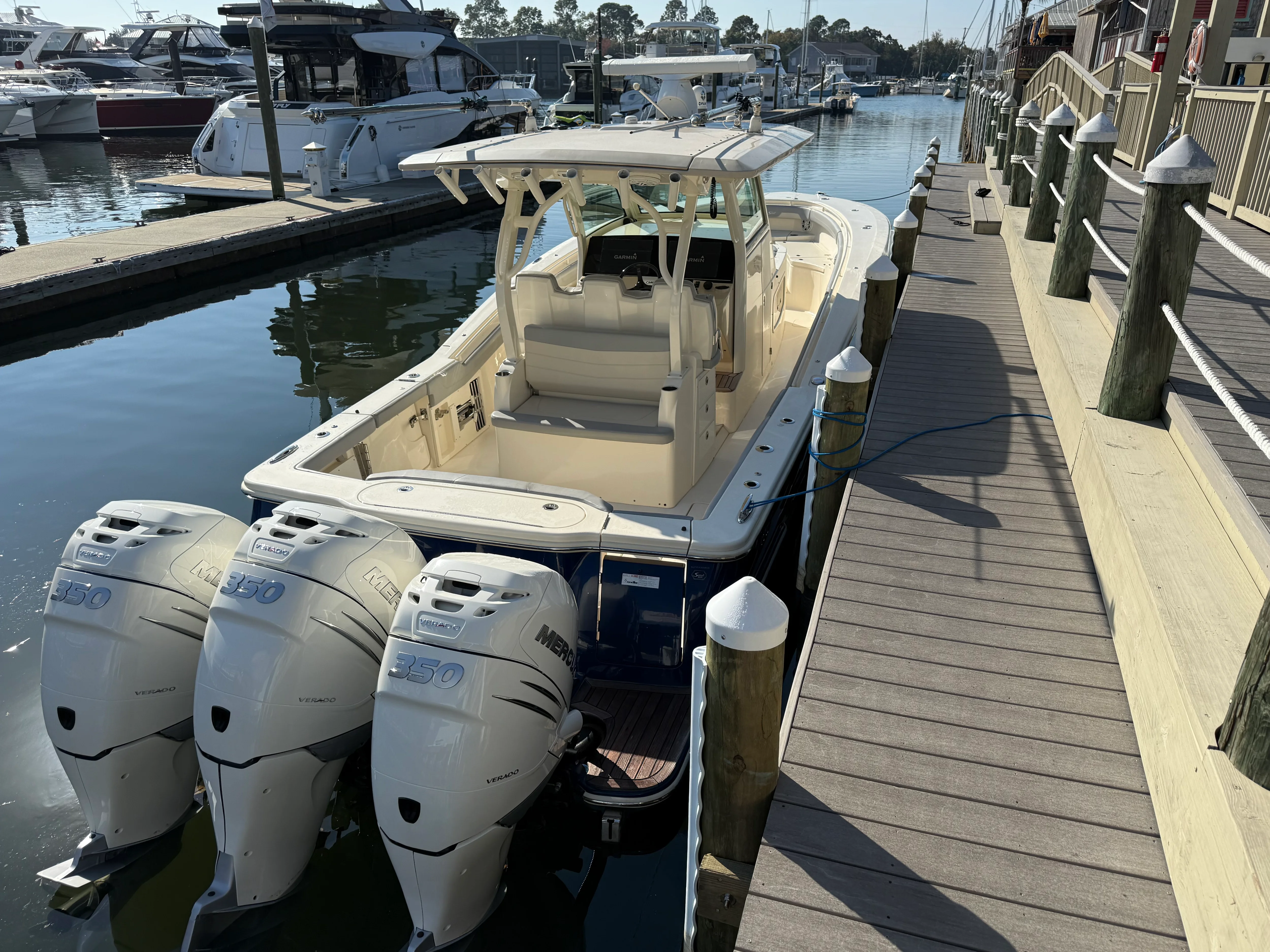 2019 Scout 355 LXF CC Image Thumbnail #5