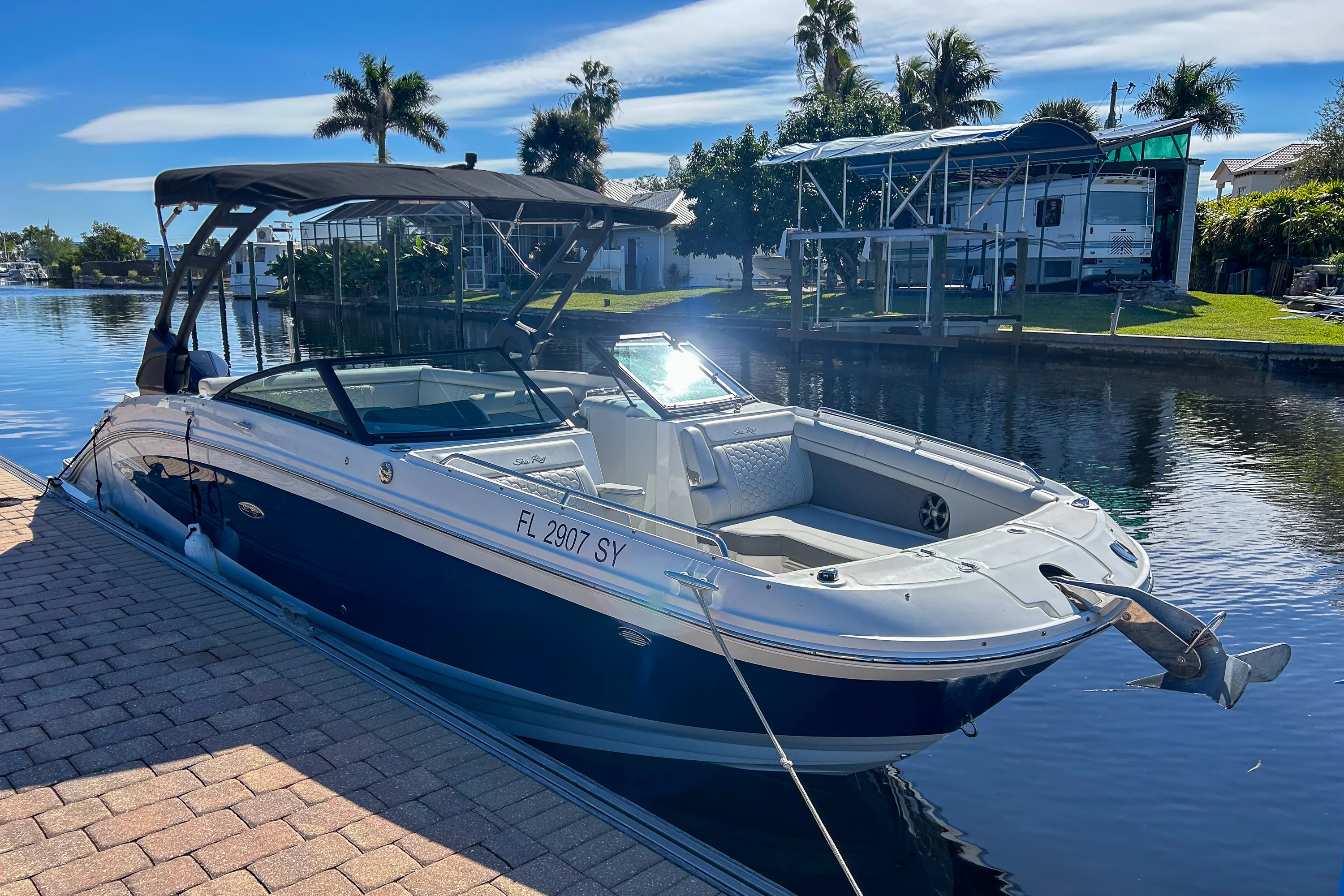 2021 Sea Ray 270 SDX OUTBOARD Image Thumbnail #1