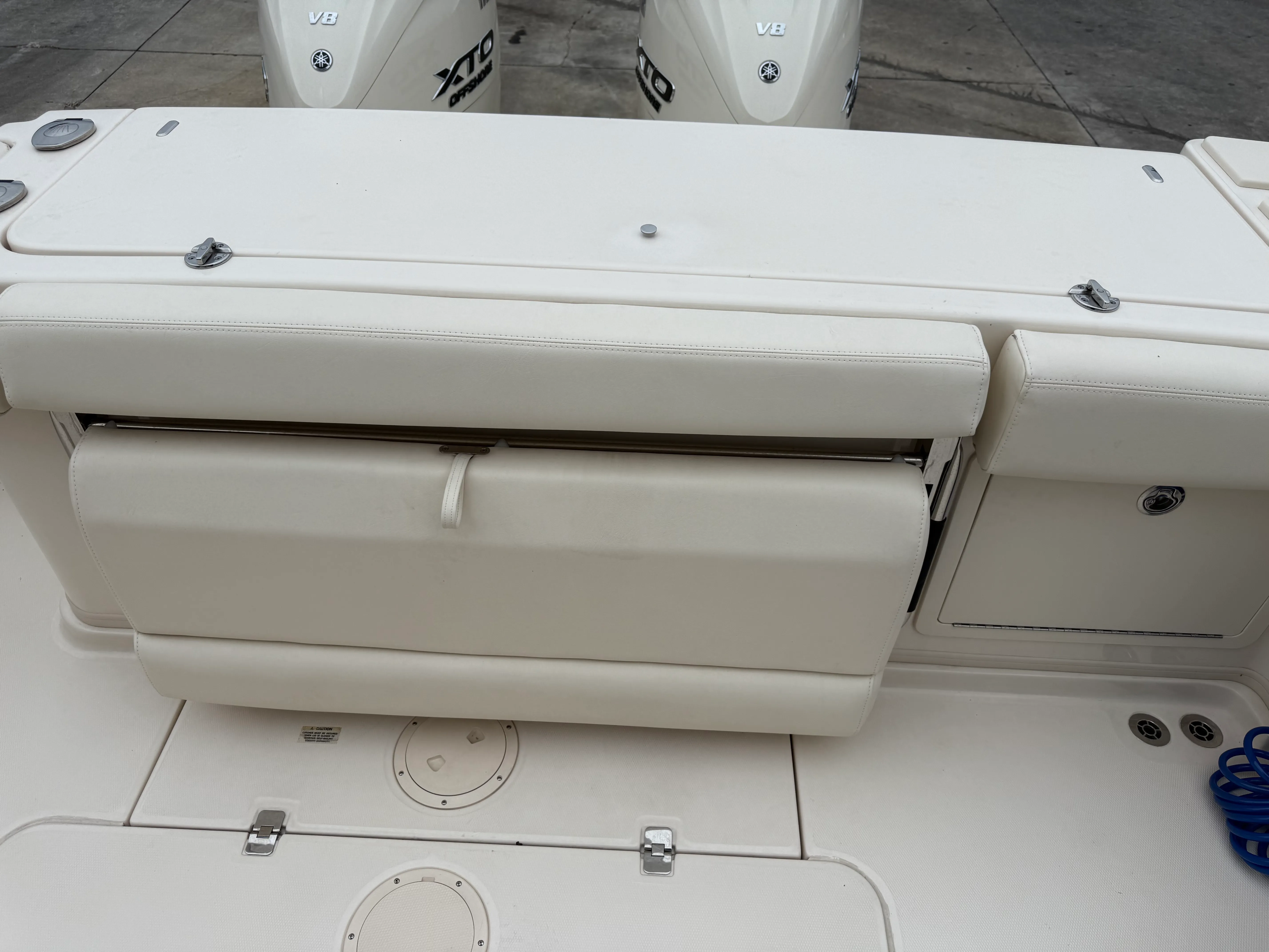 2025 Grady-White 330 EXPRESS Image Thumbnail #28