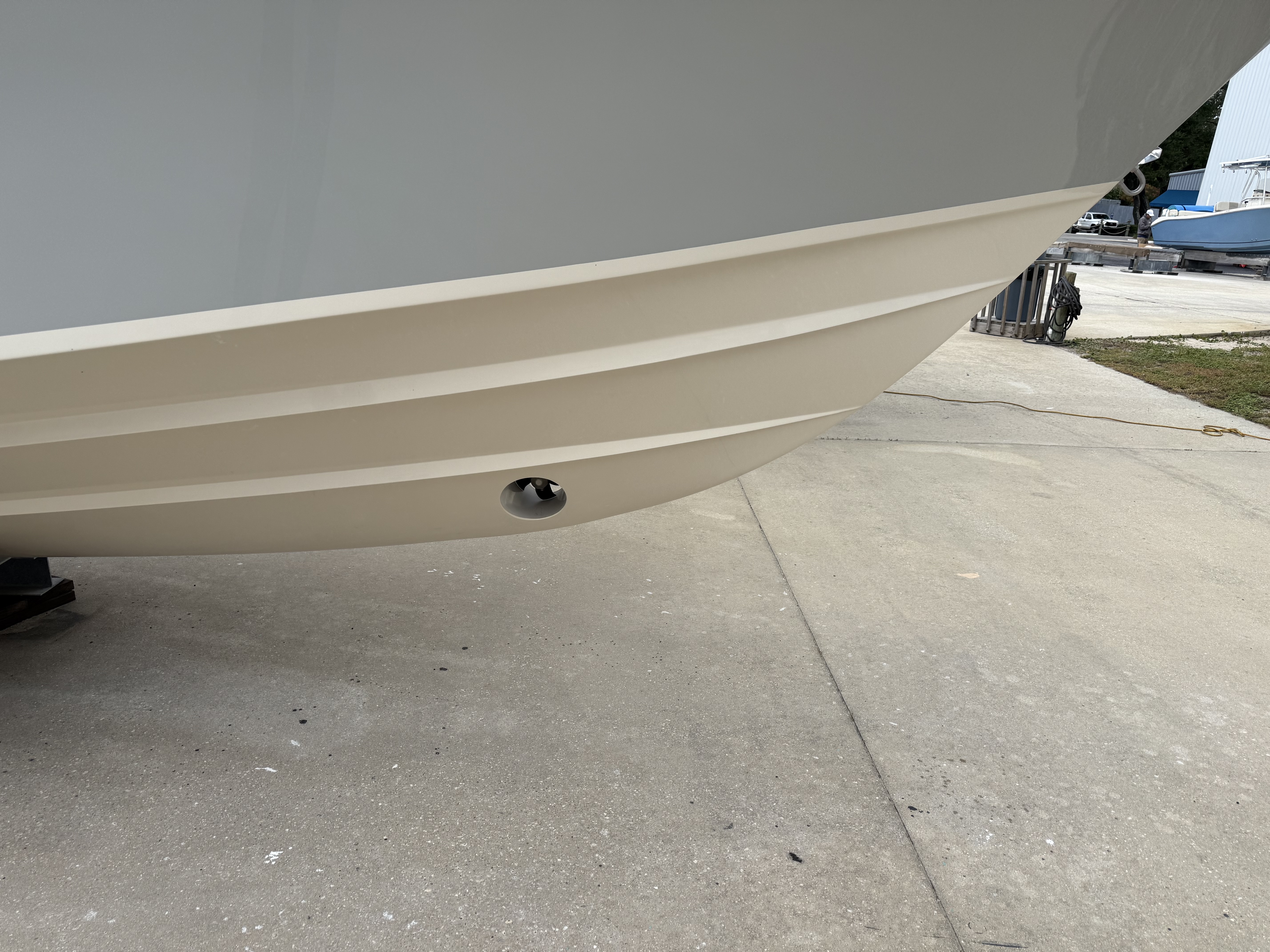 2025 Grady-White 330 EXPRESS Image Thumbnail #15