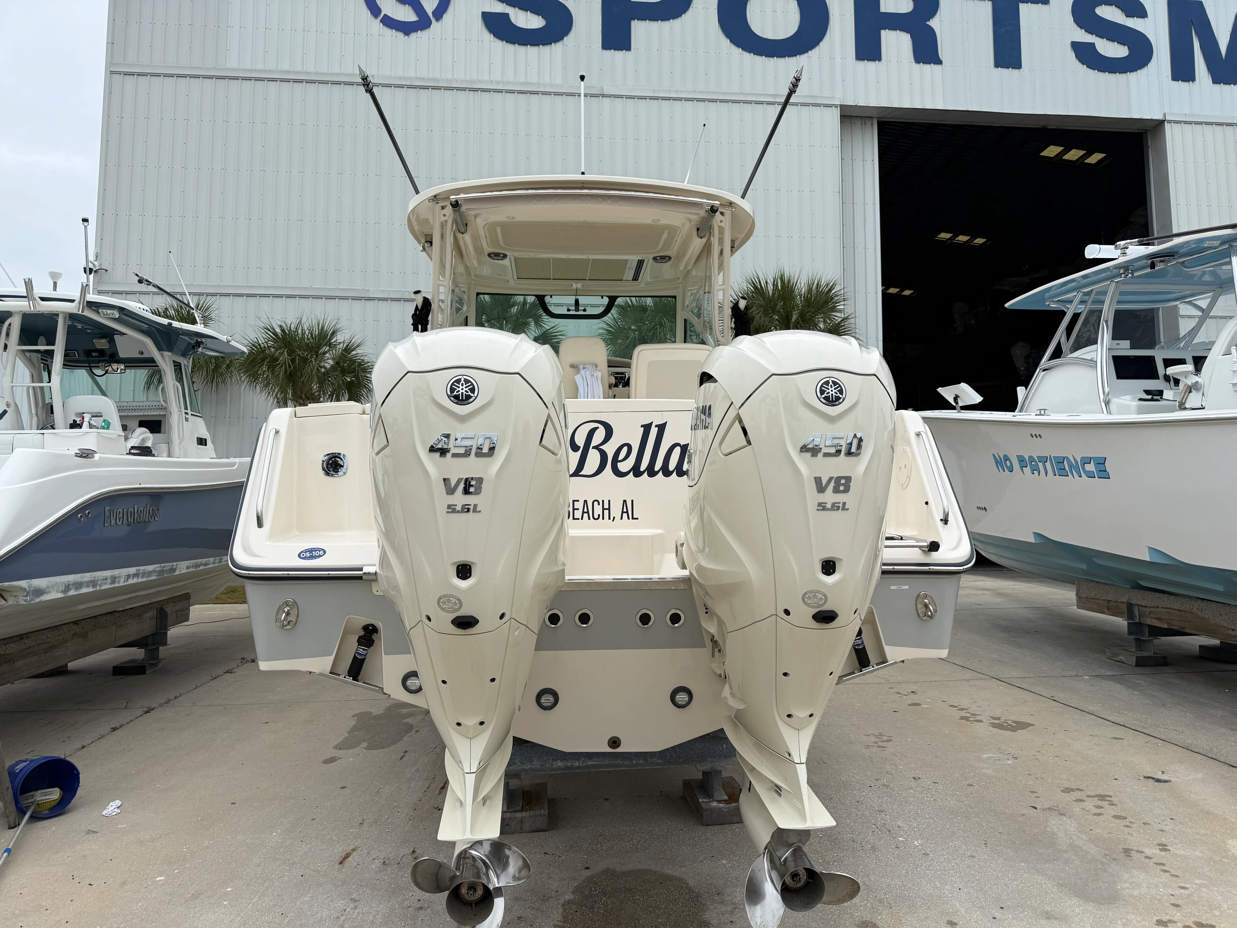 2025 Grady-White 330 EXPRESS Image Thumbnail #6