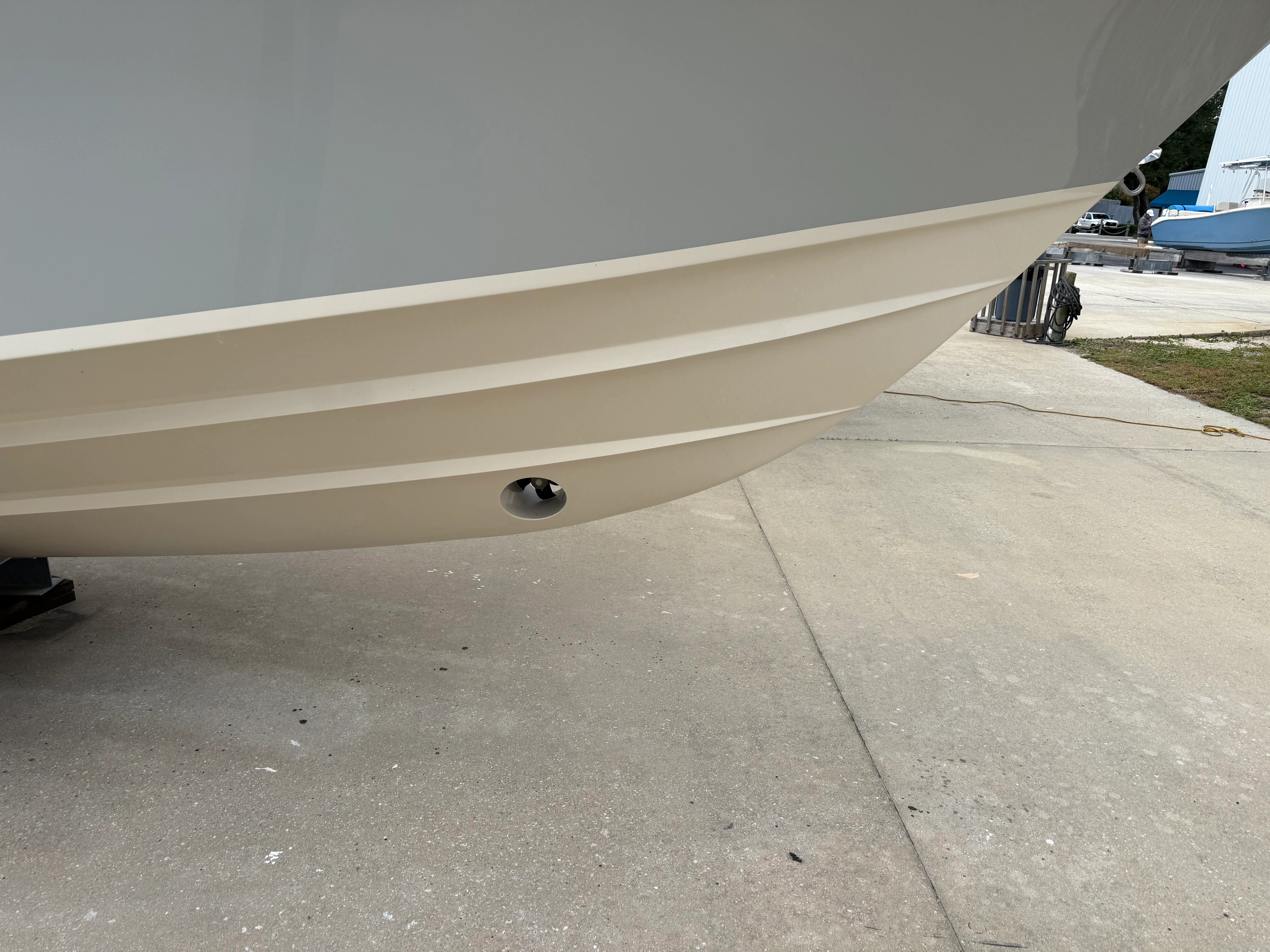 2025 Grady-White 330 EXPRESS Image Thumbnail #15