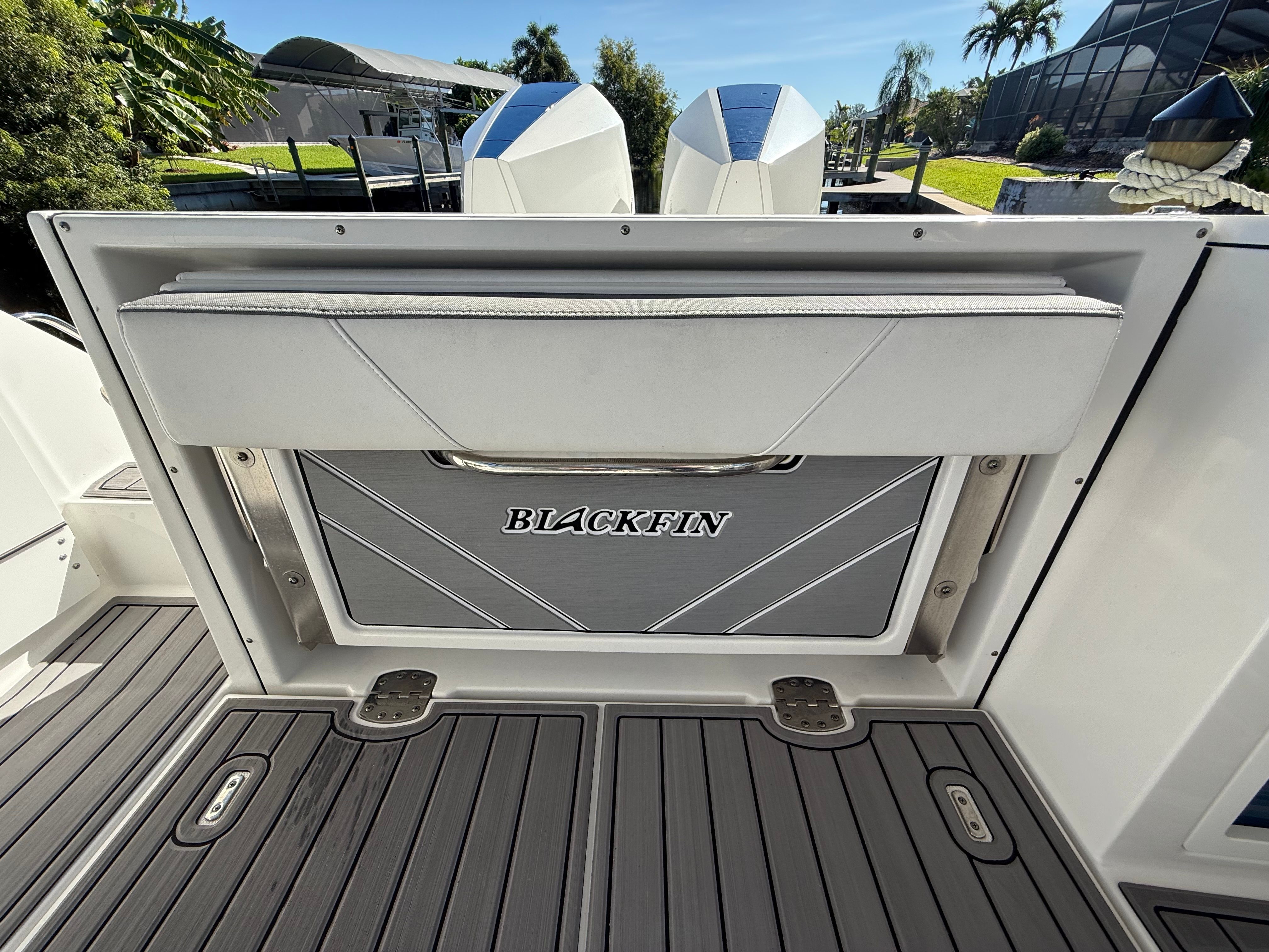 2019 Blackfin 272 DC Image Thumbnail #14