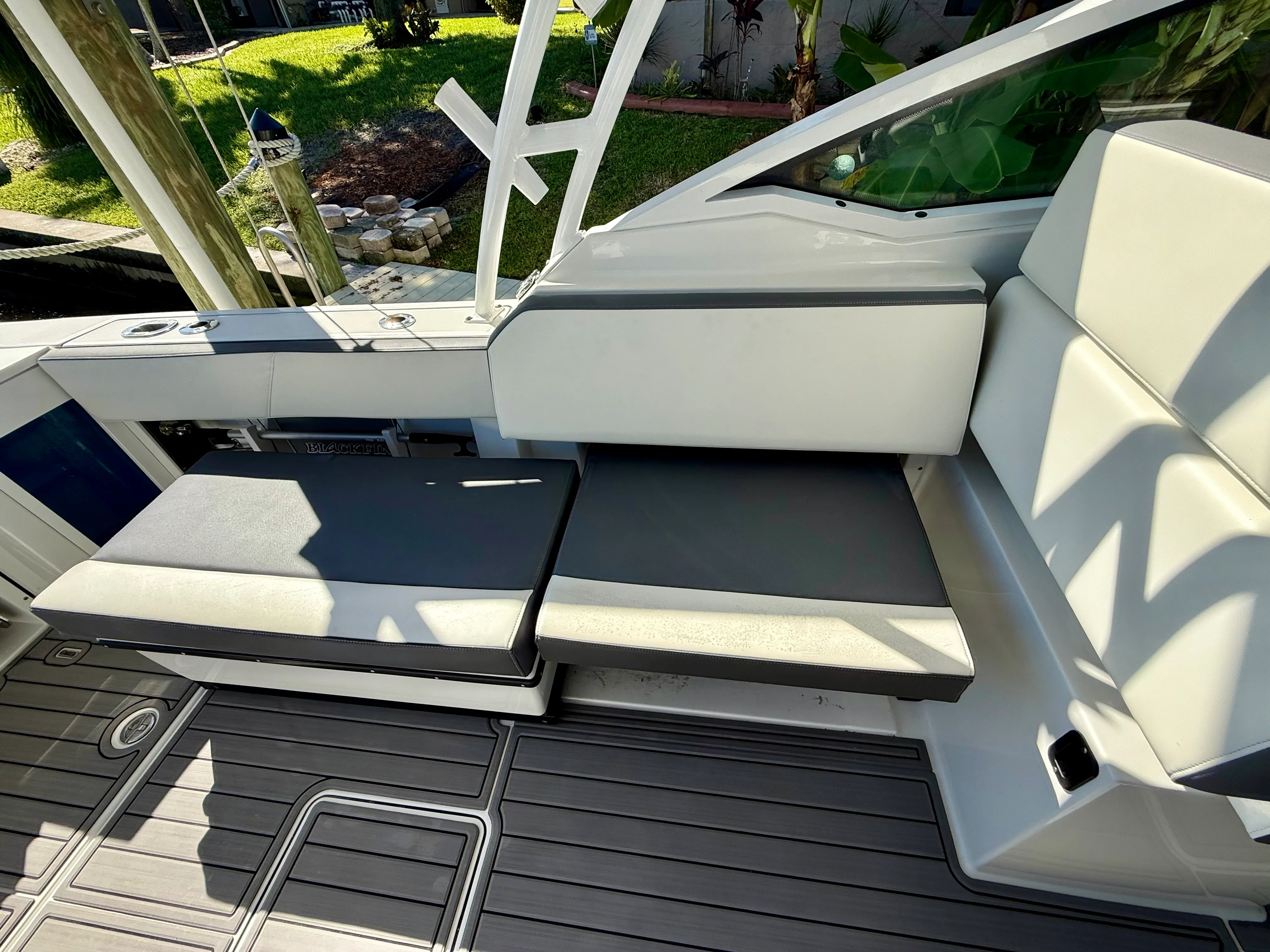 2019 Blackfin 272 DC Image Thumbnail #21