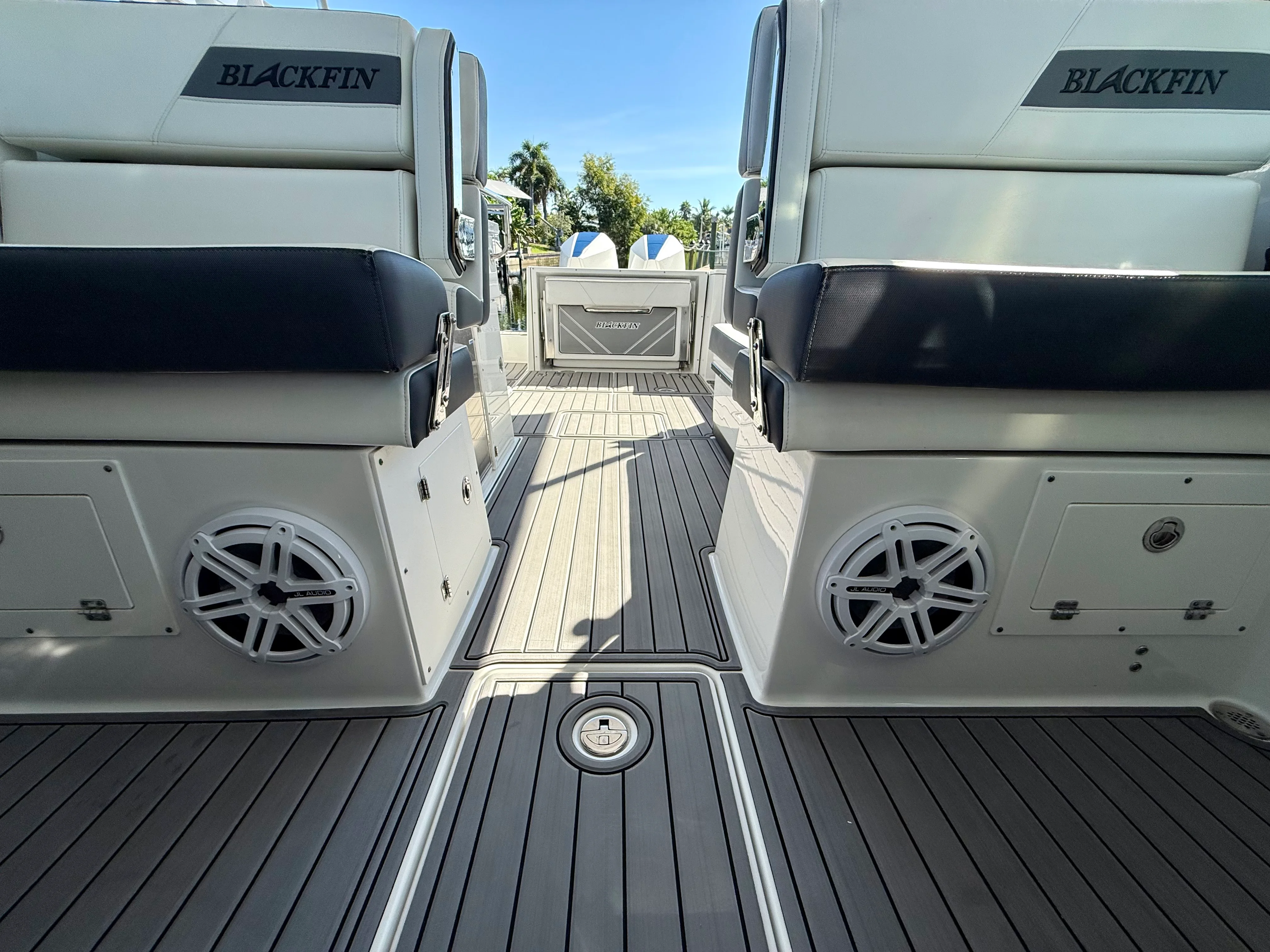 2019 Blackfin 272 DC Image Thumbnail #24