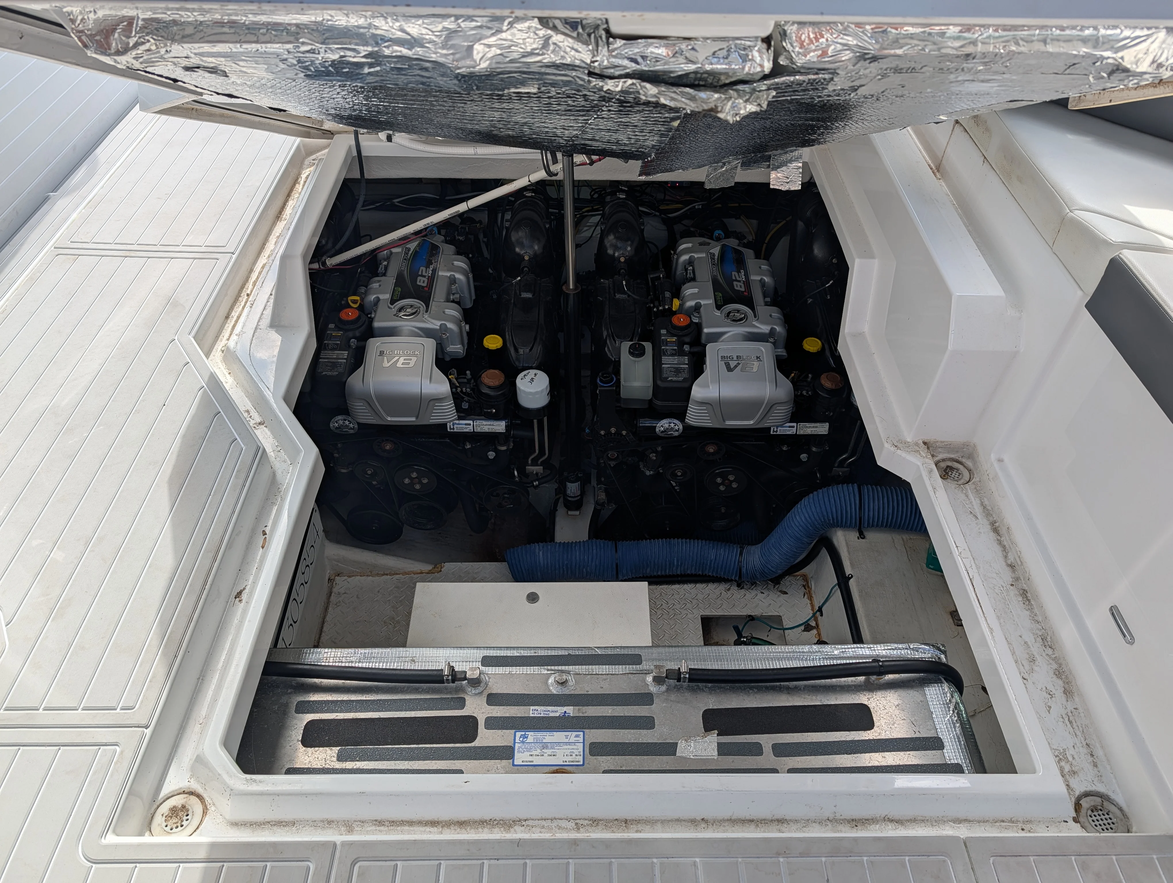 2021 Cruisers Yachts 38 GLS Image Thumbnail #35