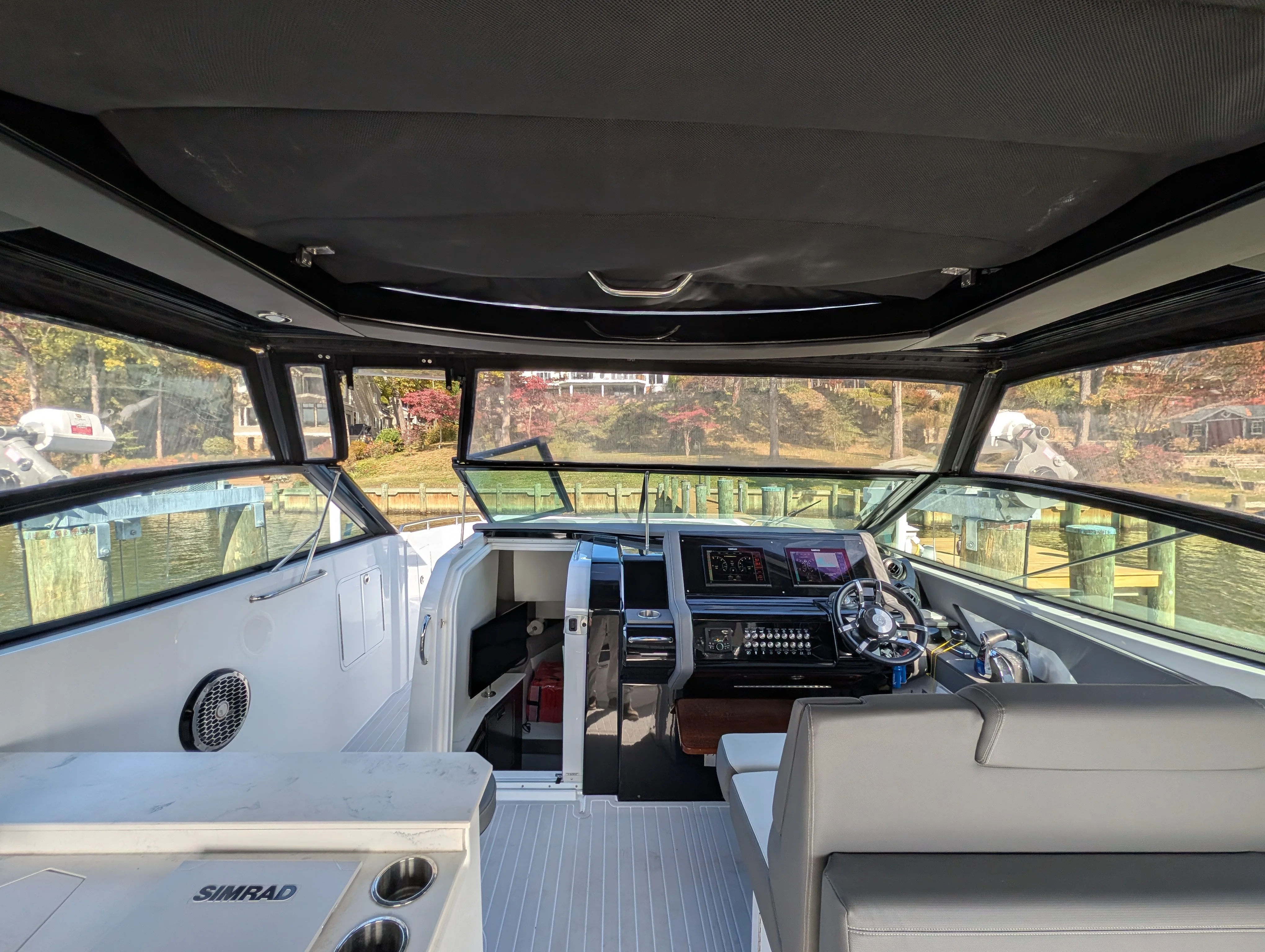 2021 Cruisers Yachts 38 GLS Image Thumbnail #23