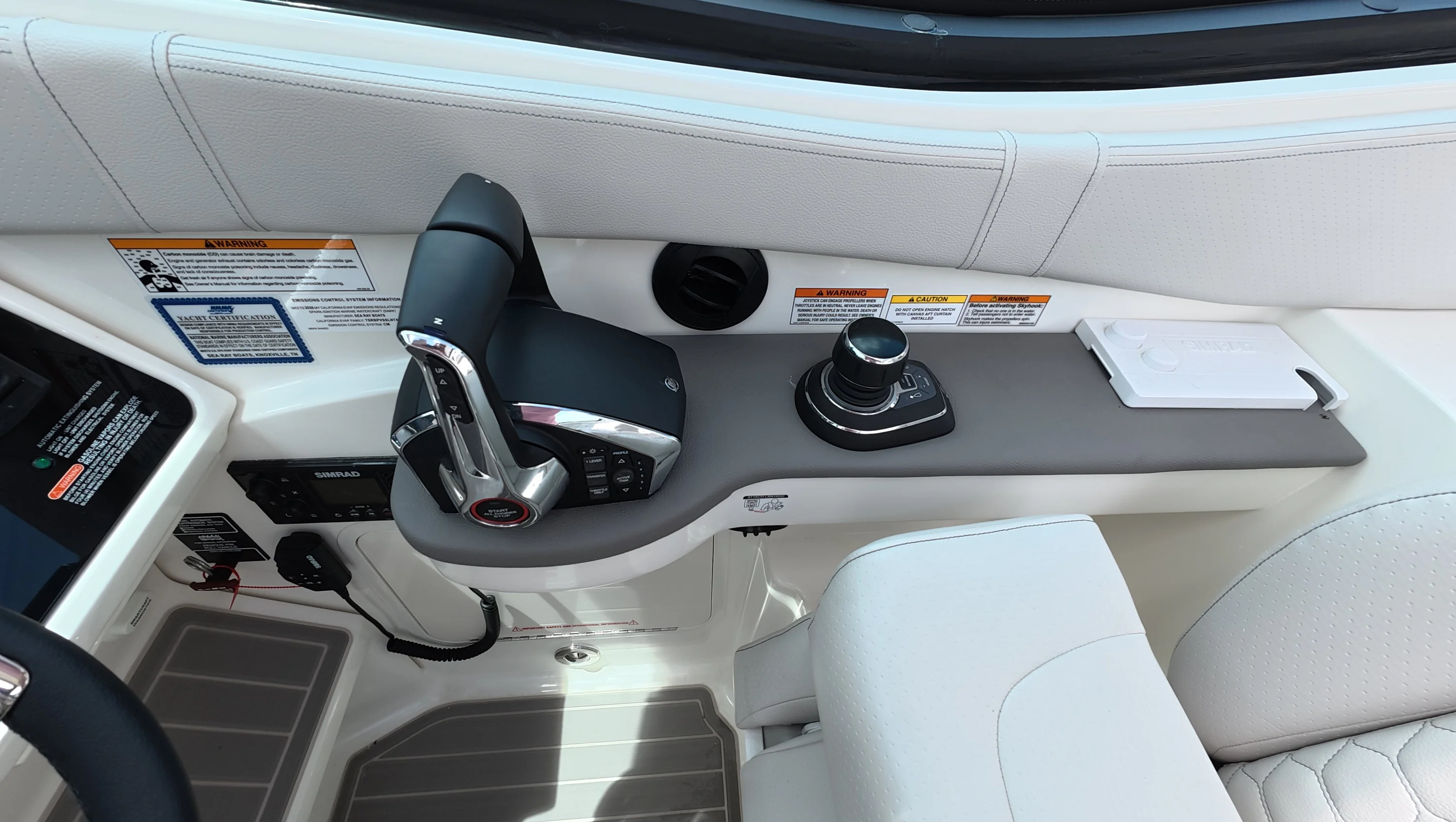 2026 Sea Ray Sundancer 320 Outboard Image Thumbnail #34