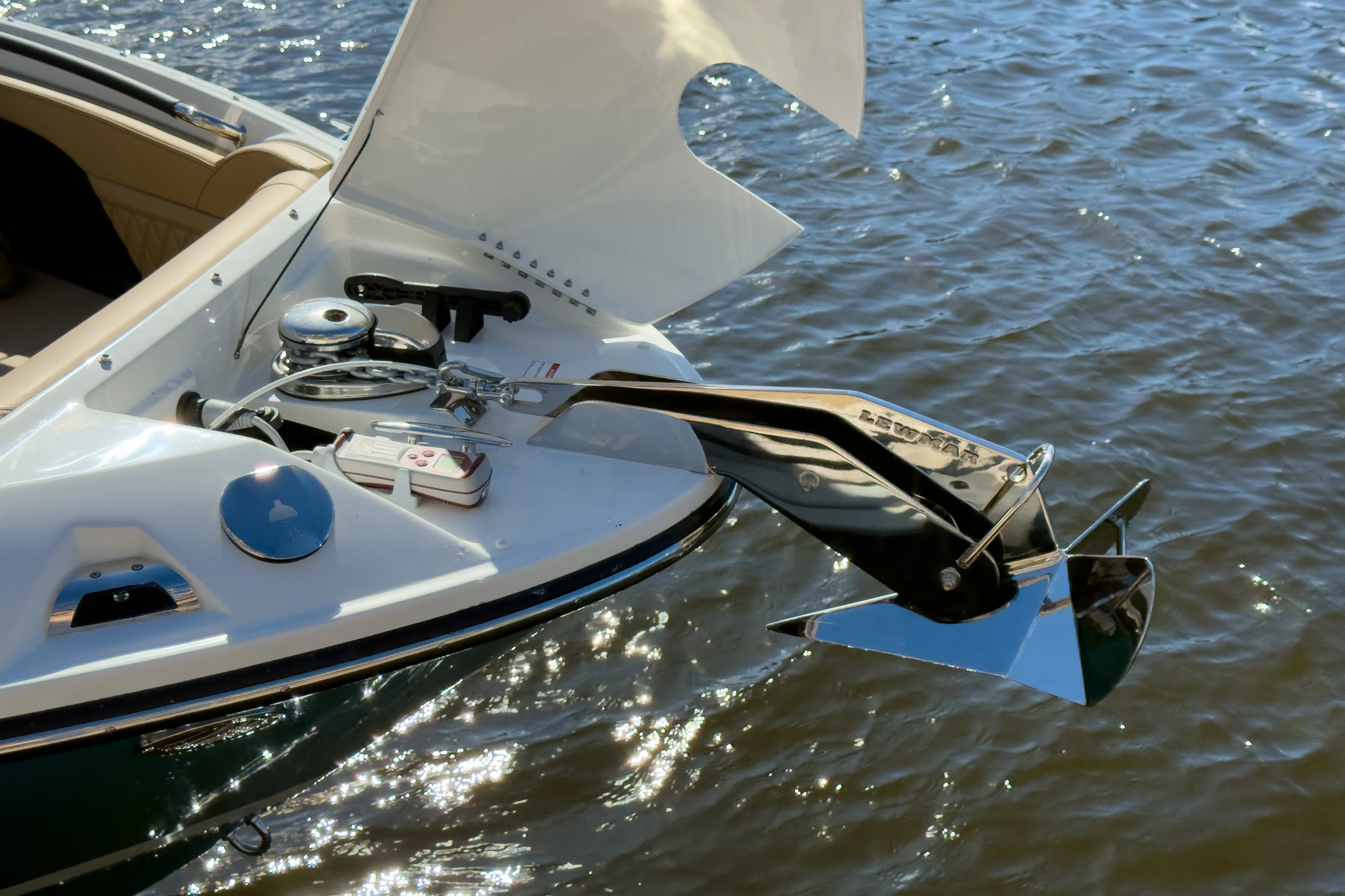 2026 Sea Ray SLX 260 Outboard Image Thumbnail #20