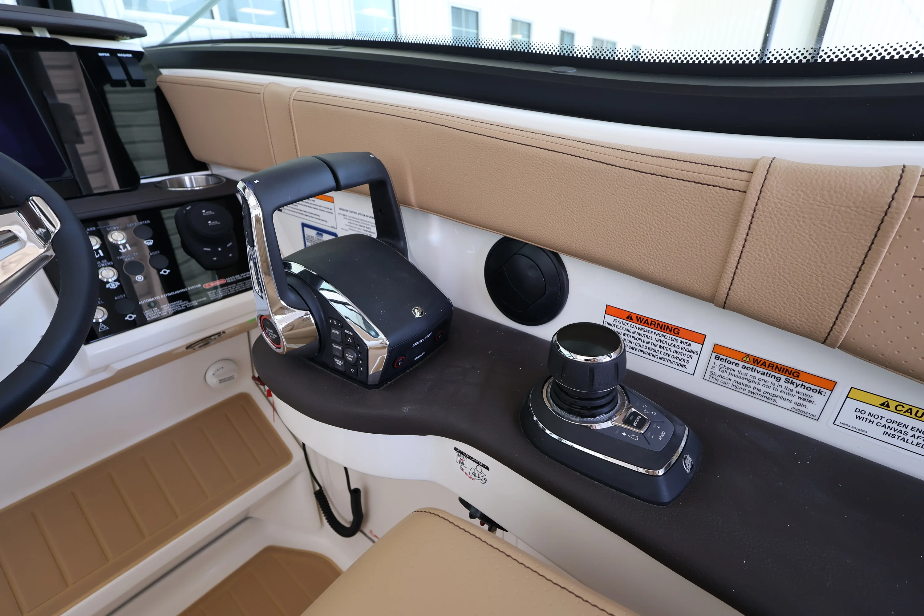 2026 Sea Ray Sundancer 320 Outboard Image Thumbnail #20