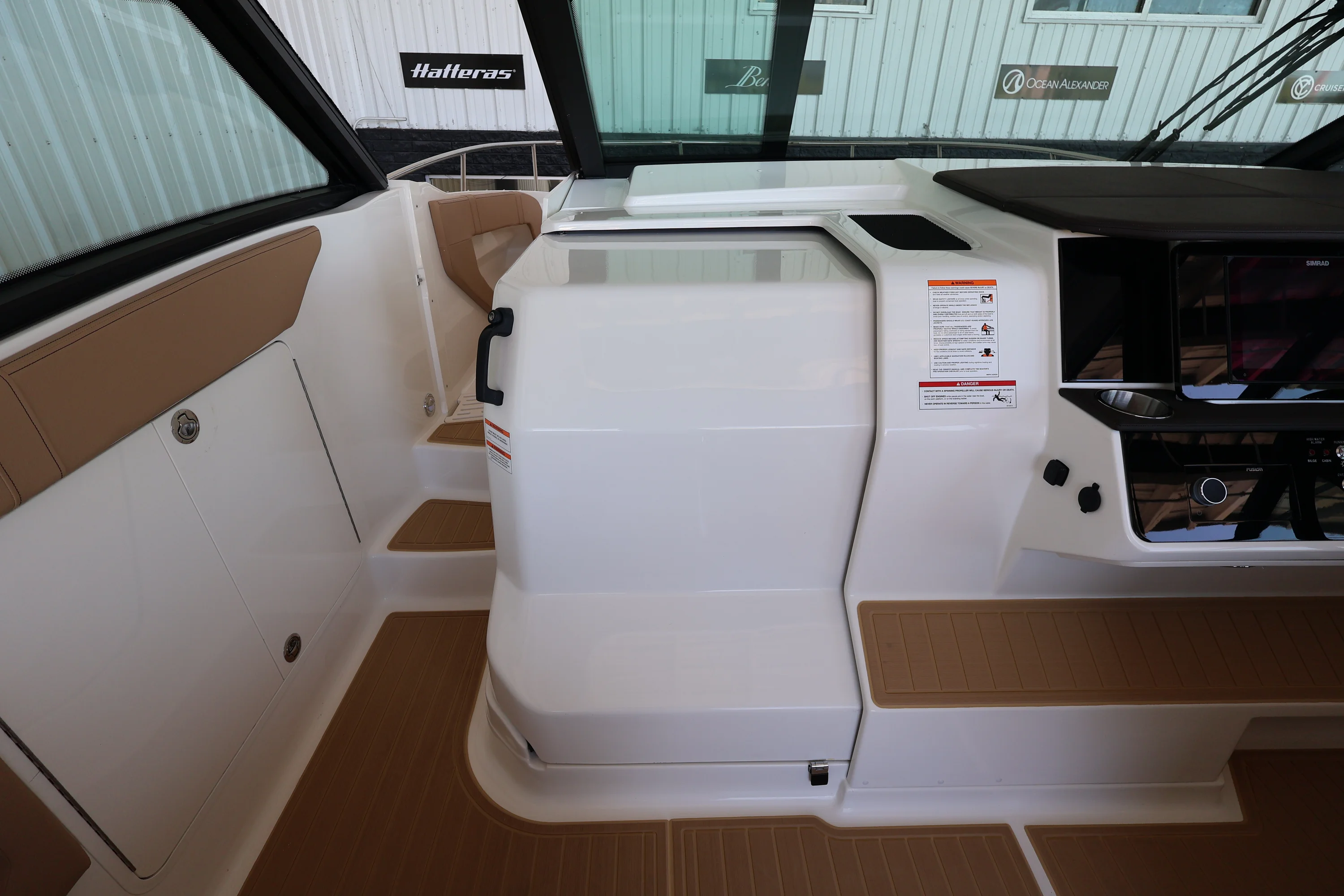 2026 Sea Ray Sundancer 320 Outboard Image Thumbnail #25