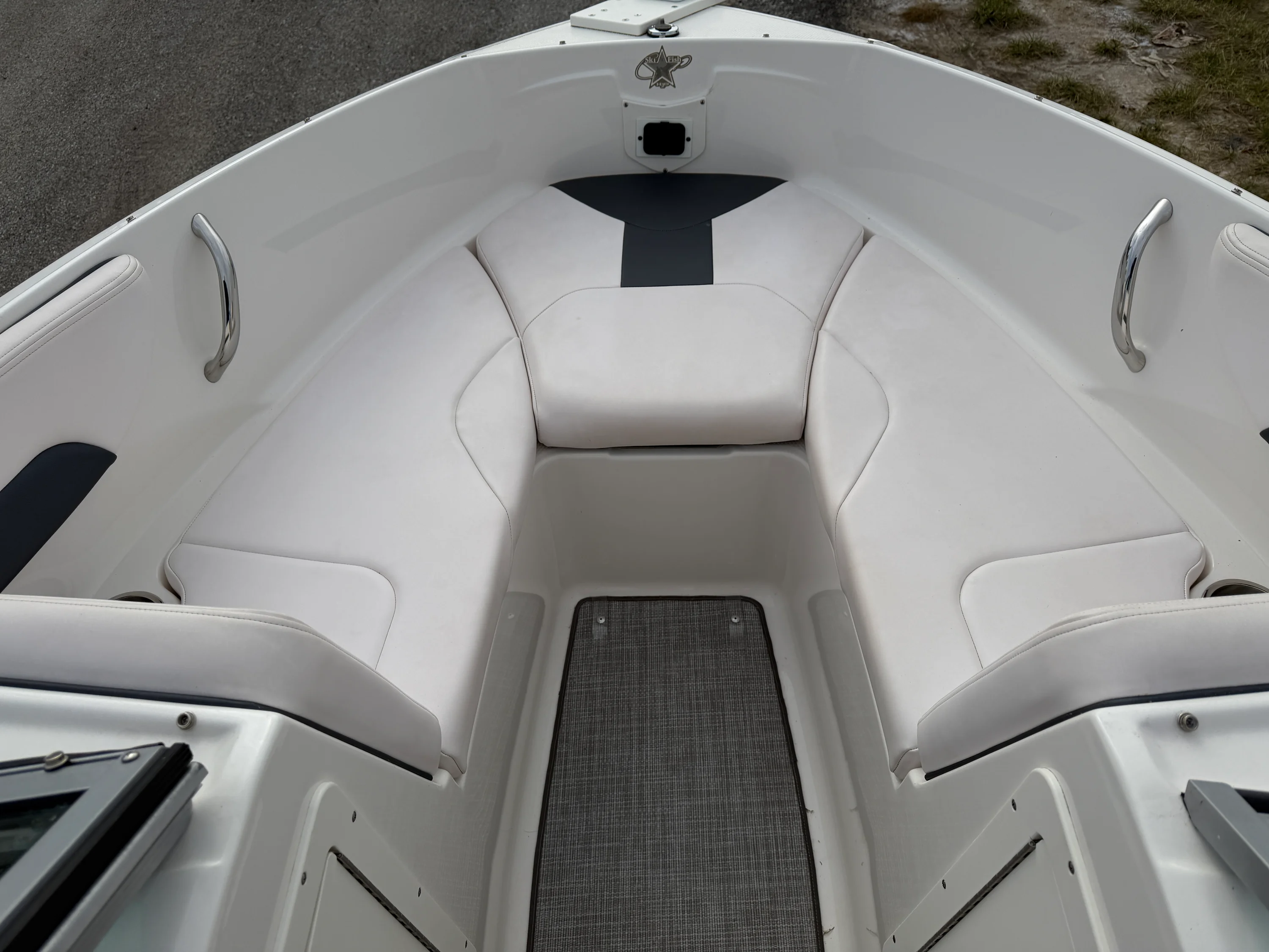 2019 Chaparral 19 FISH AND SKI Image Thumbnail #28